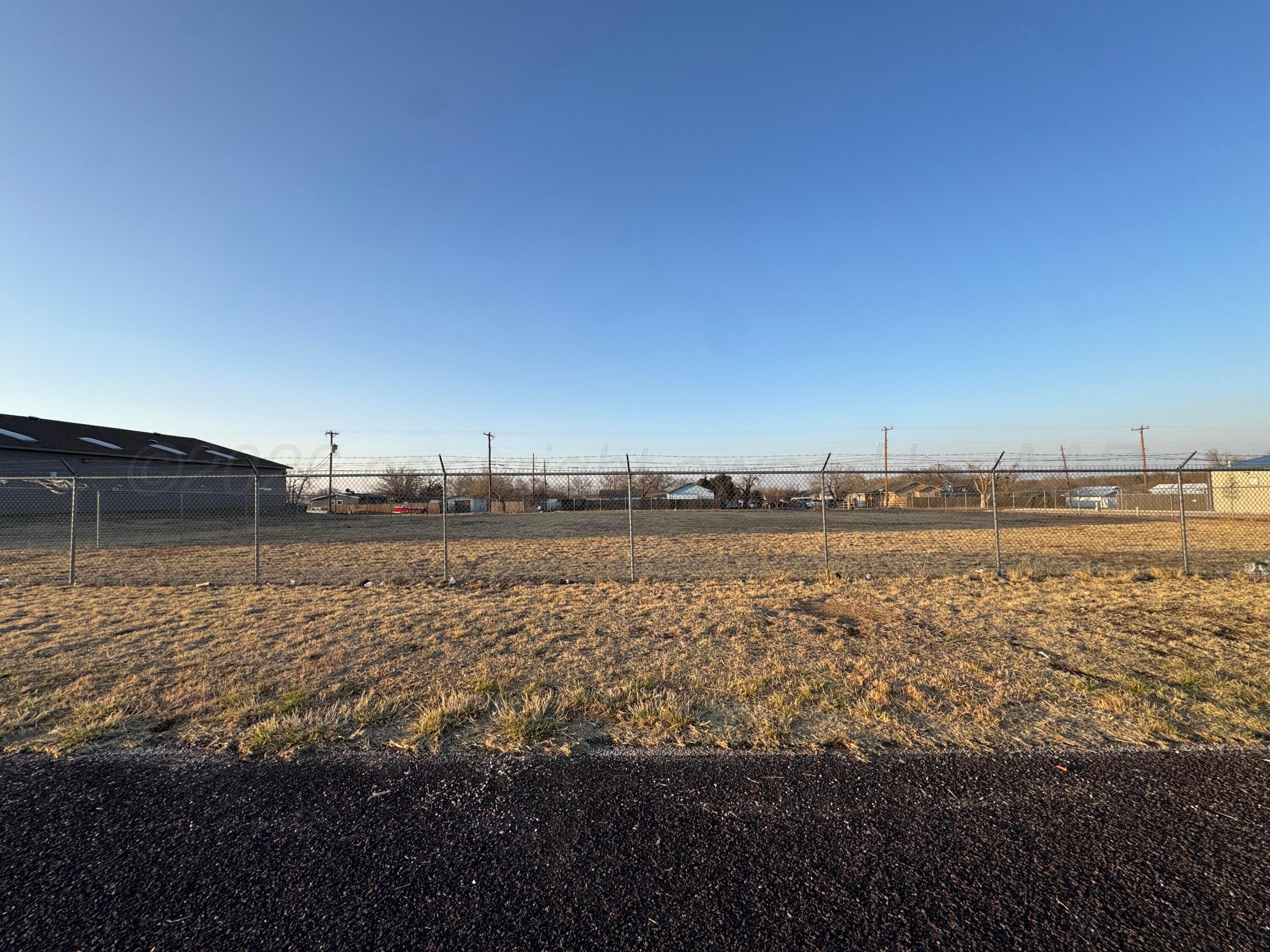 3400 W Amarillo Boulevard Property Photo 5