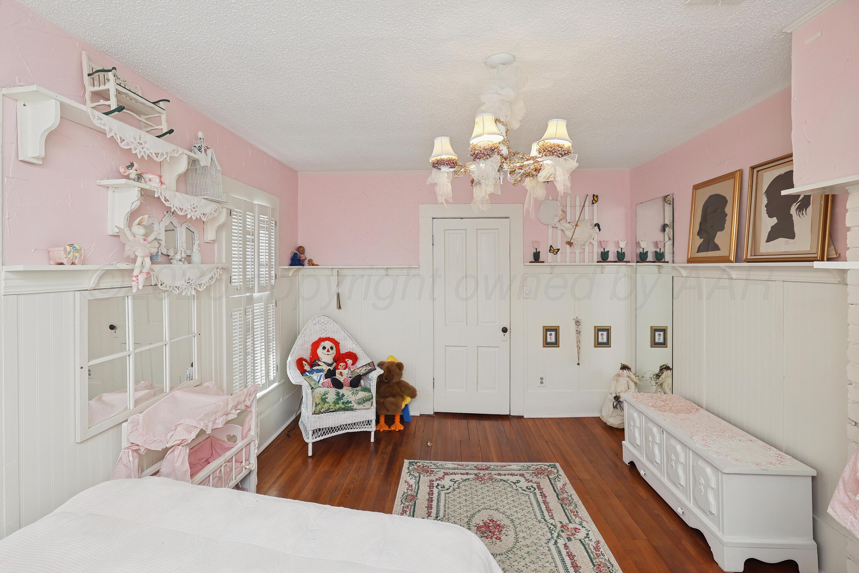 1000 5th Avenue Property Photo 44