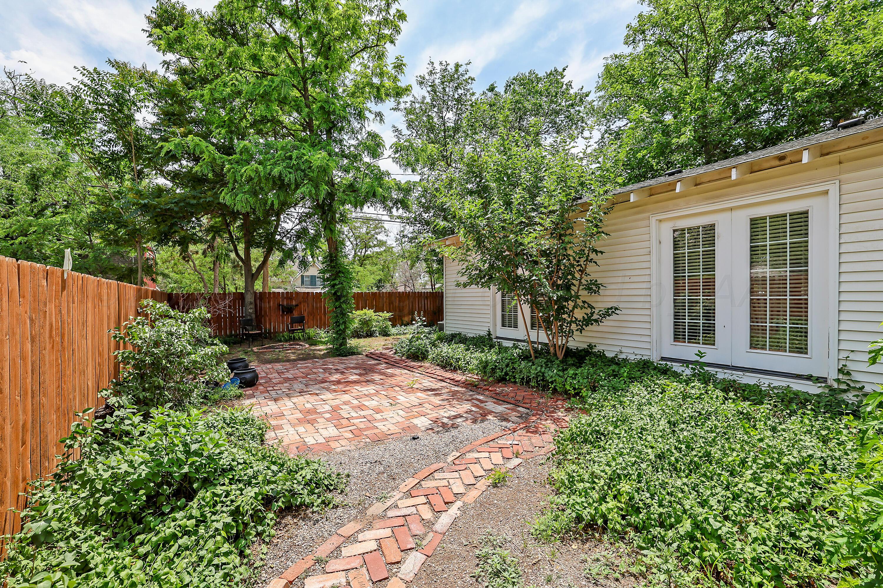 1000 5th Avenue Property Photo 54
