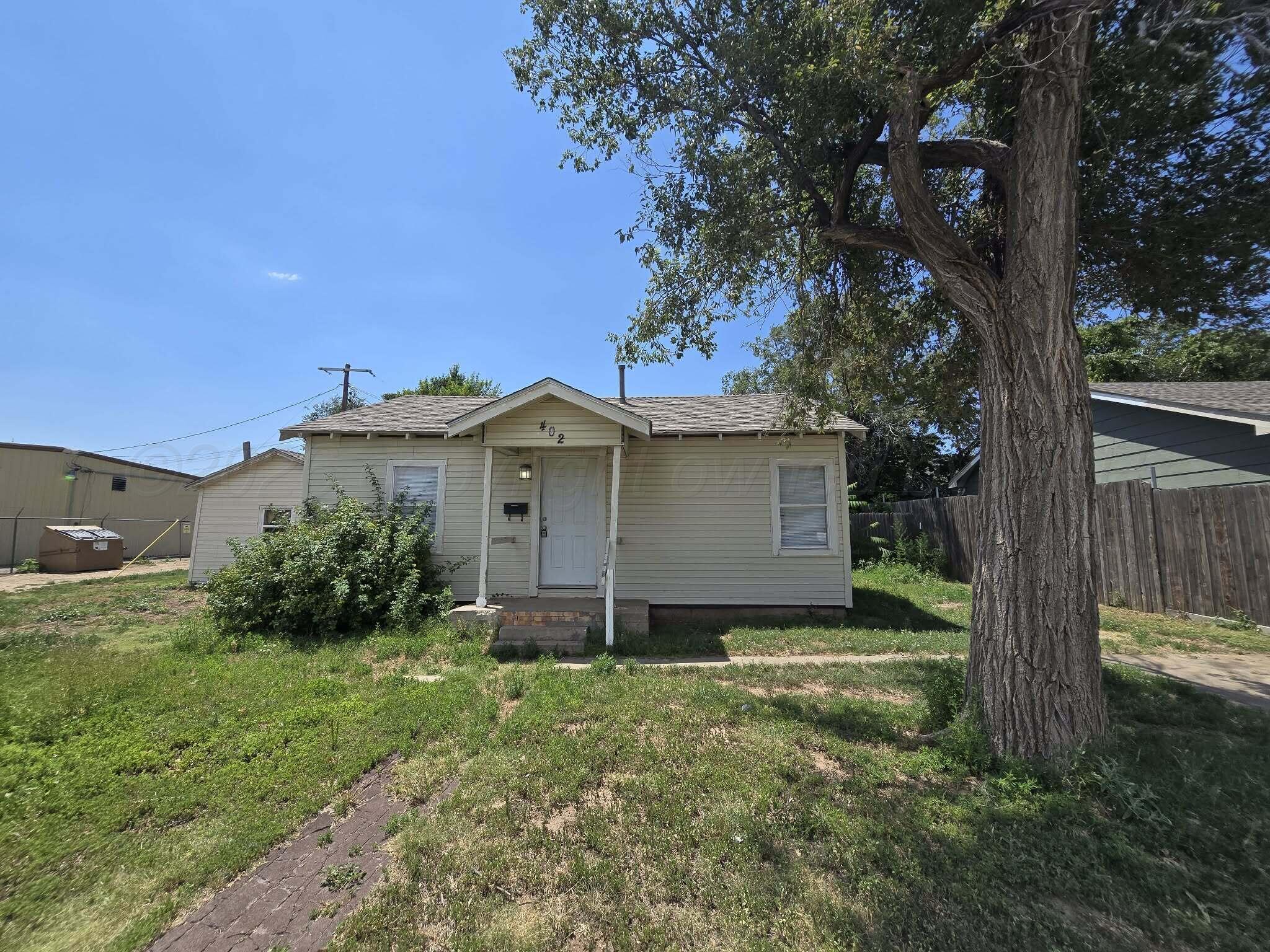 402 S Rusk Street Property Photo 1