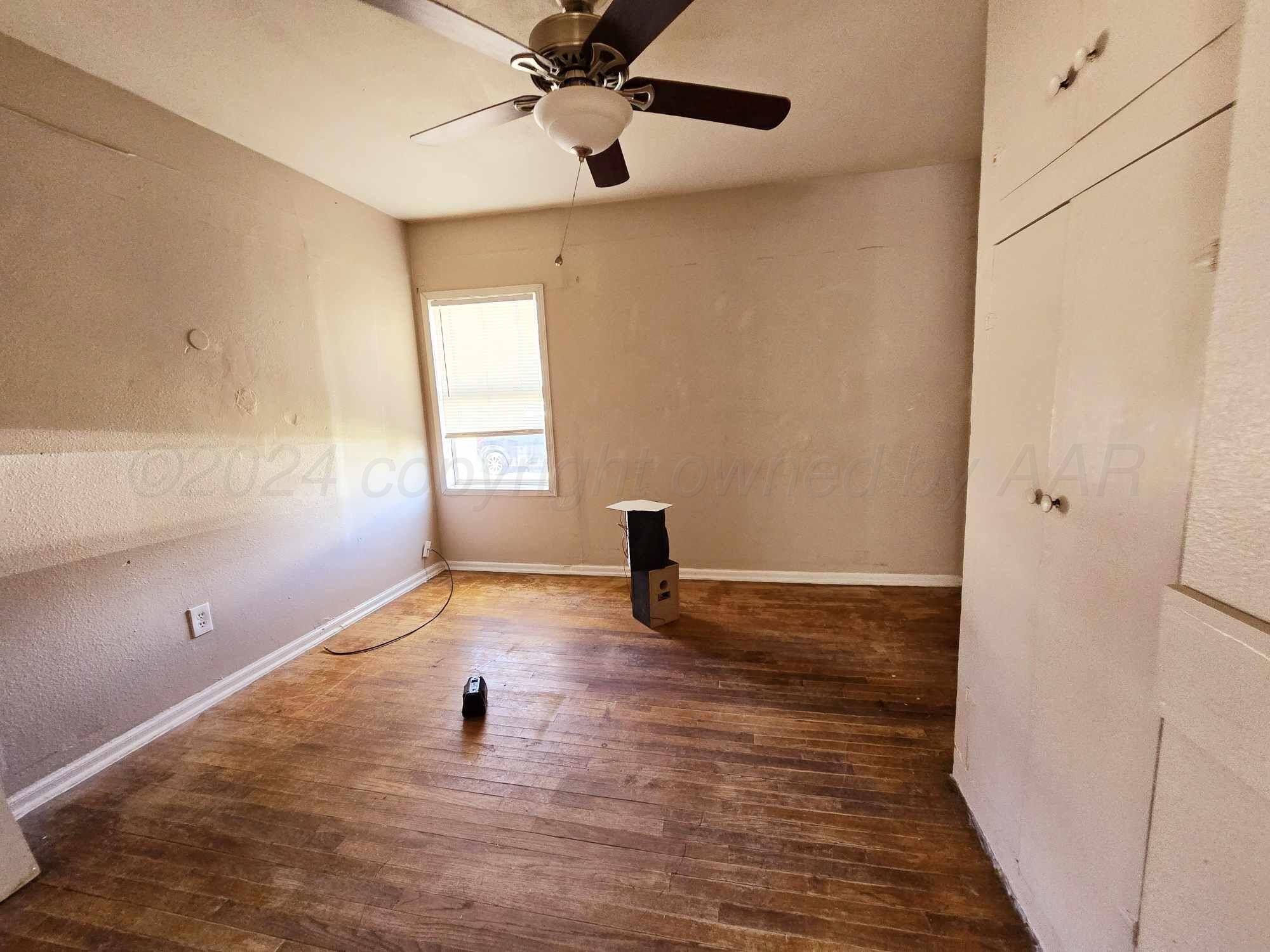 402 S Rusk Street Property Photo 9