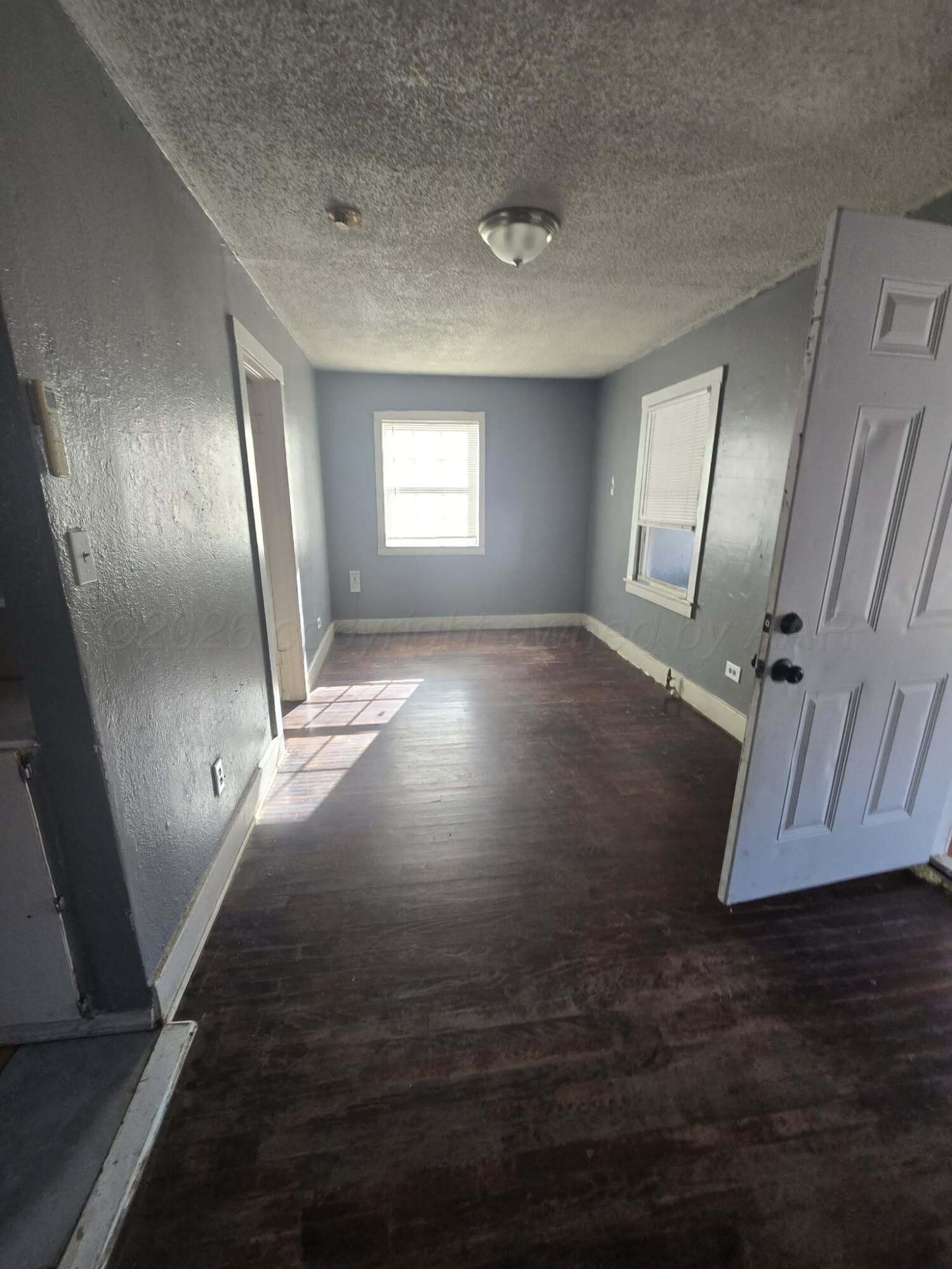 402 S Rusk Street Property Photo 12
