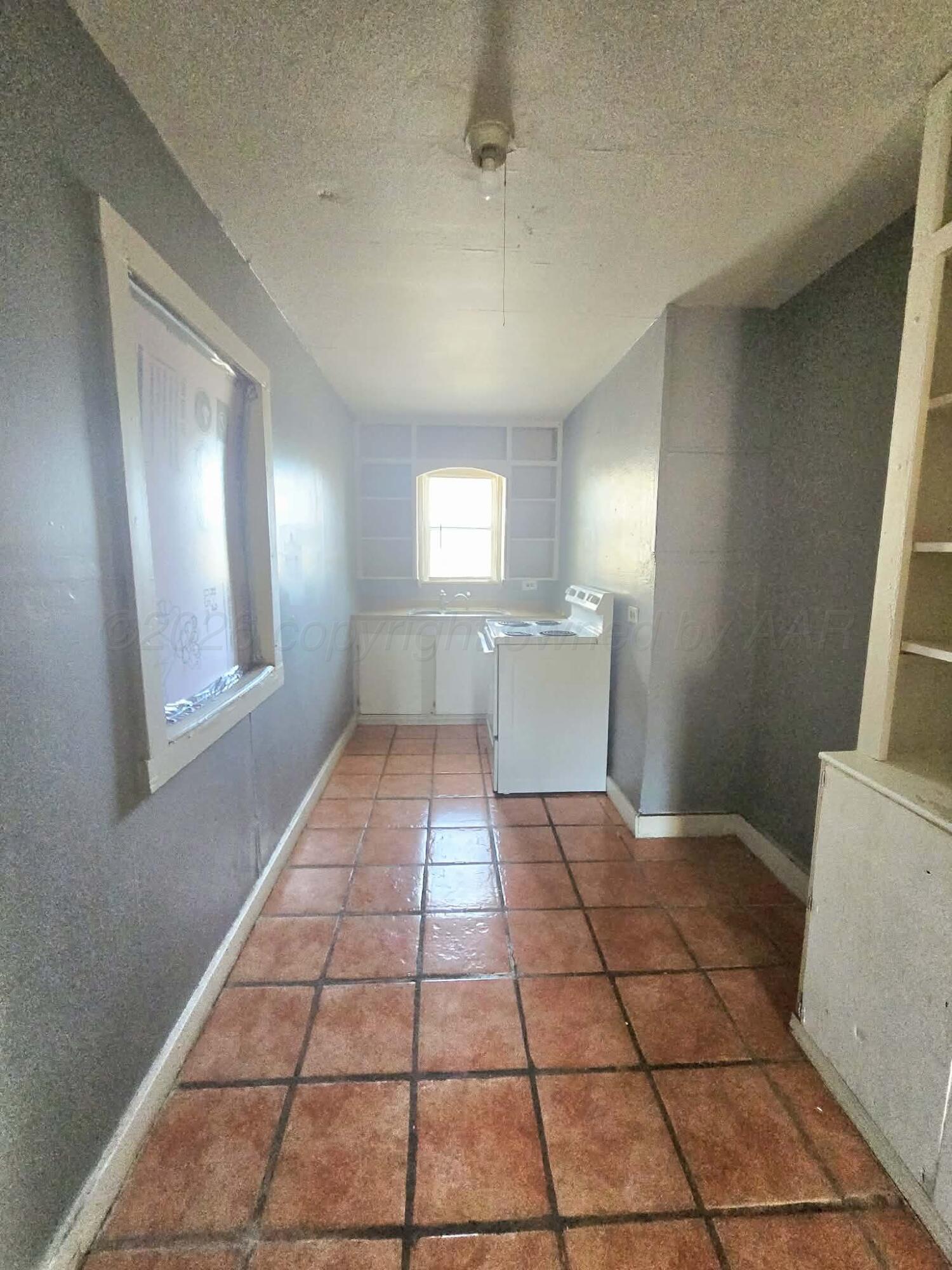 402 S Rusk Street Property Photo 16