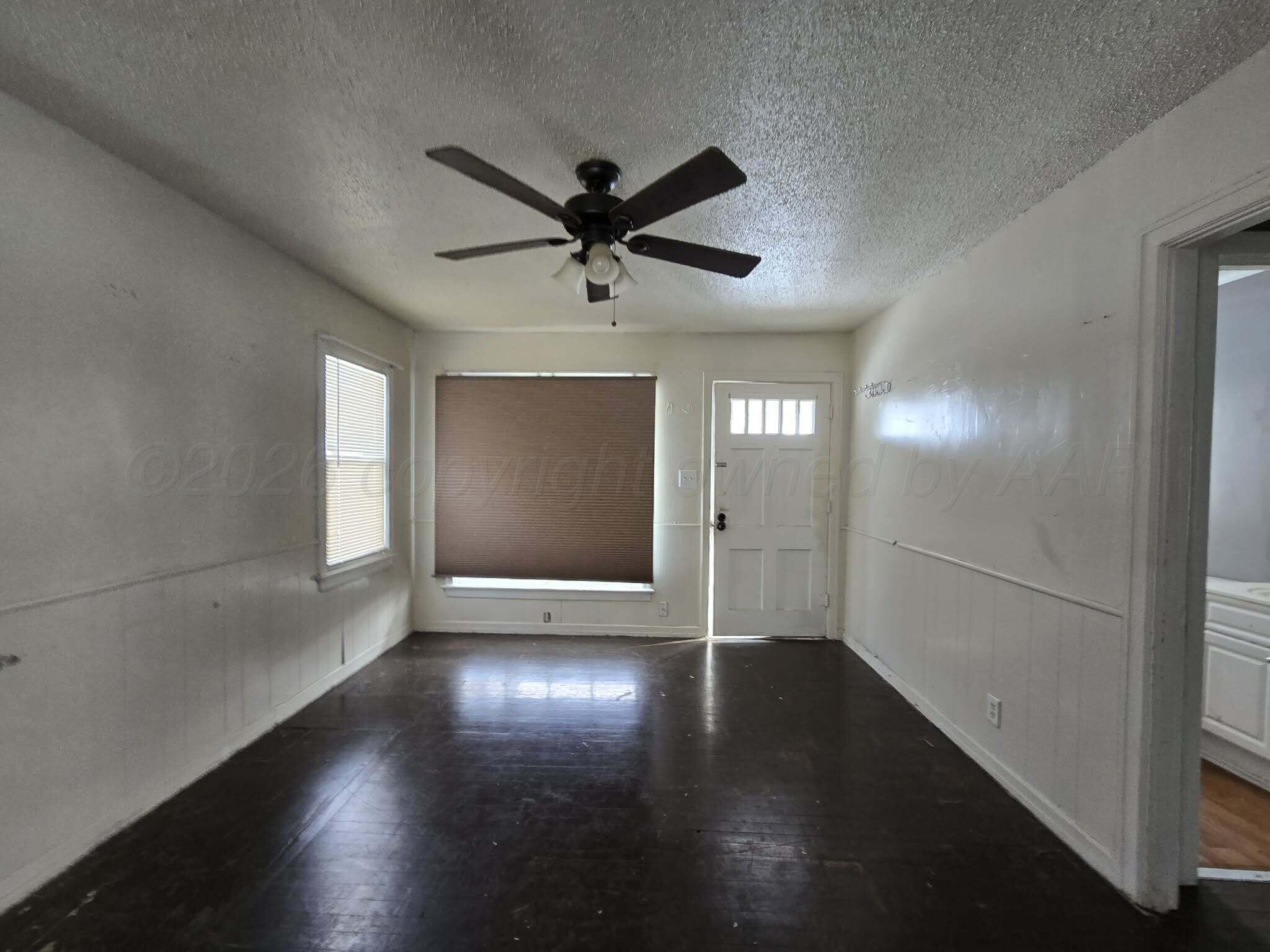 402 S Rusk Street Property Photo 23