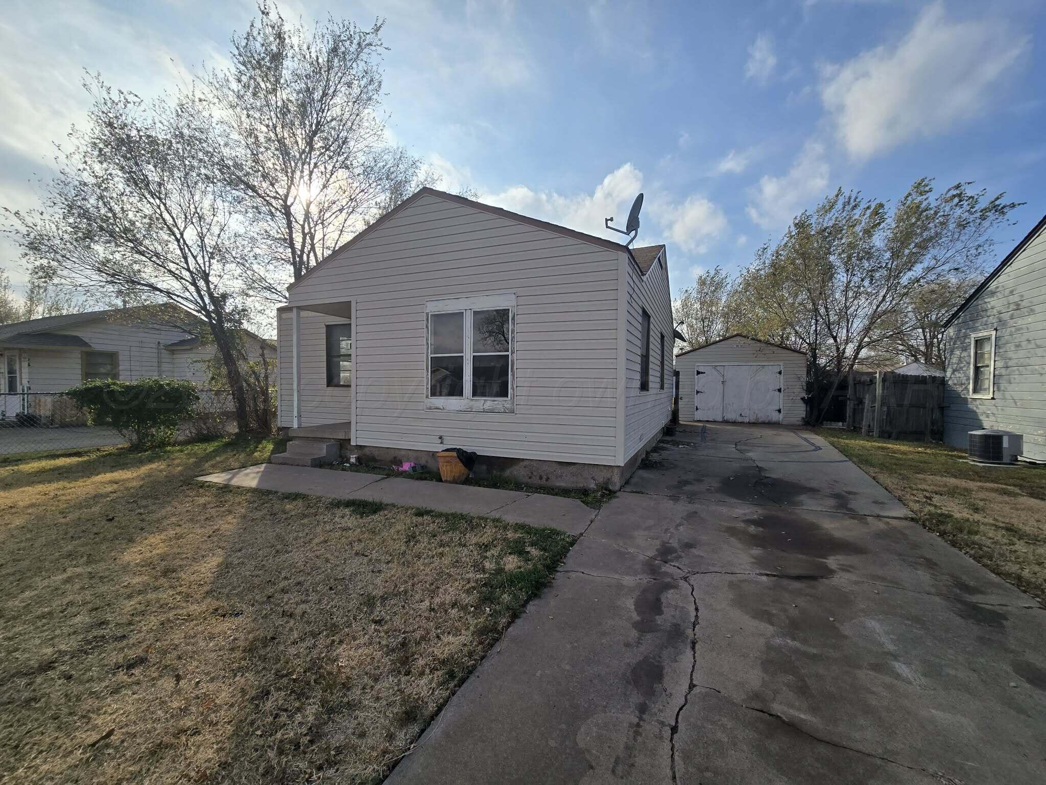 402 S Rusk Street Property Photo 28