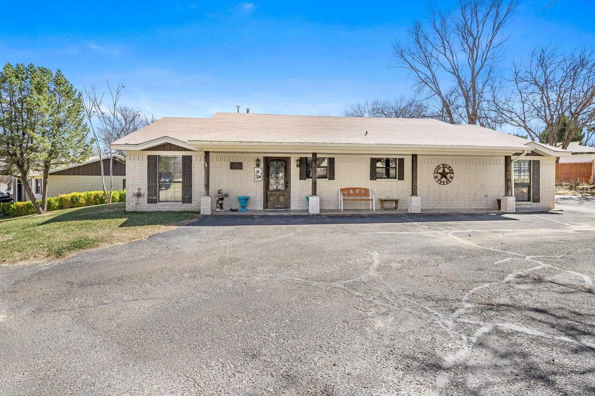 509 S Shore Drive Property Photo 1