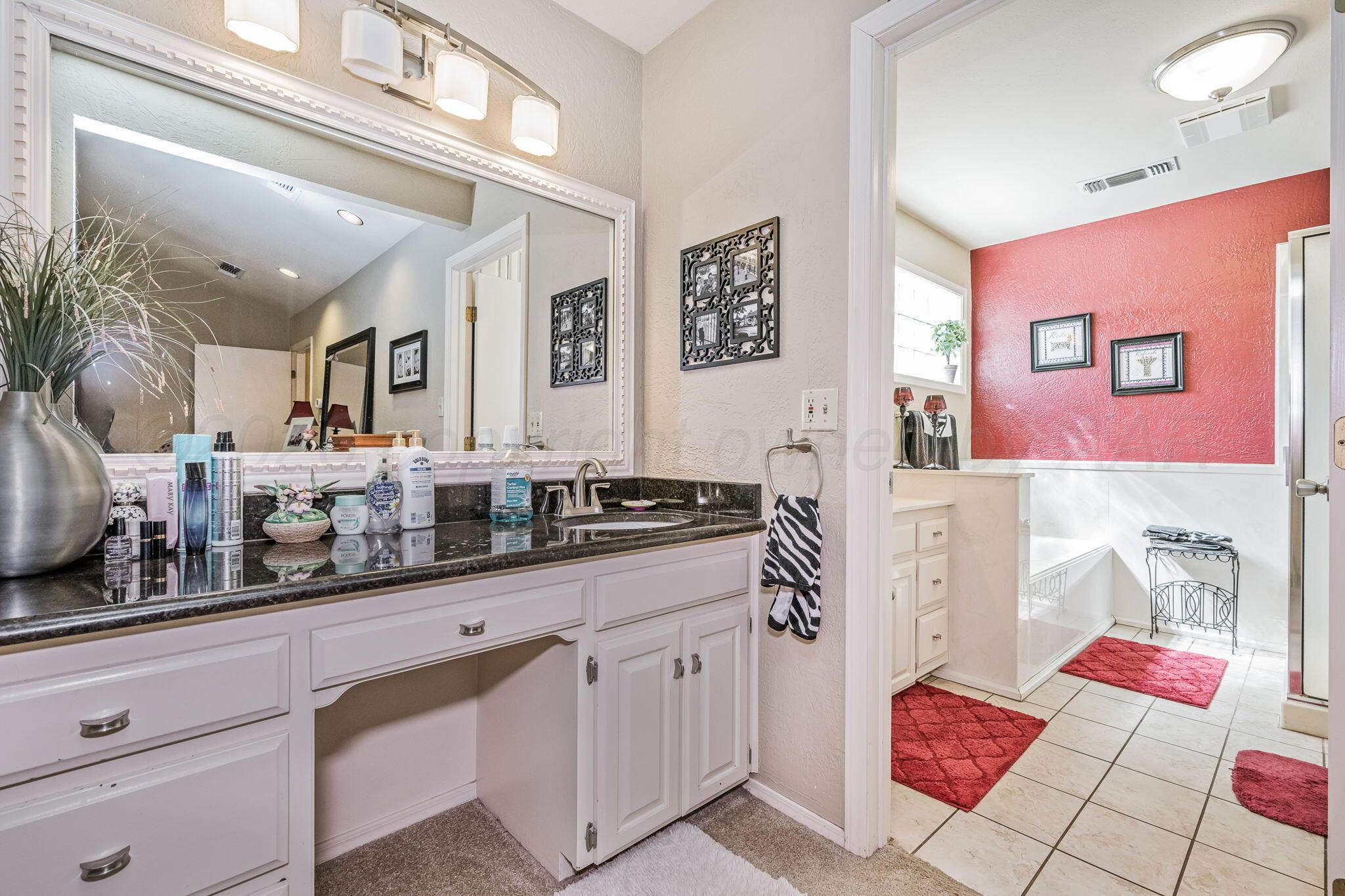 509 S Shore Drive Property Photo 13