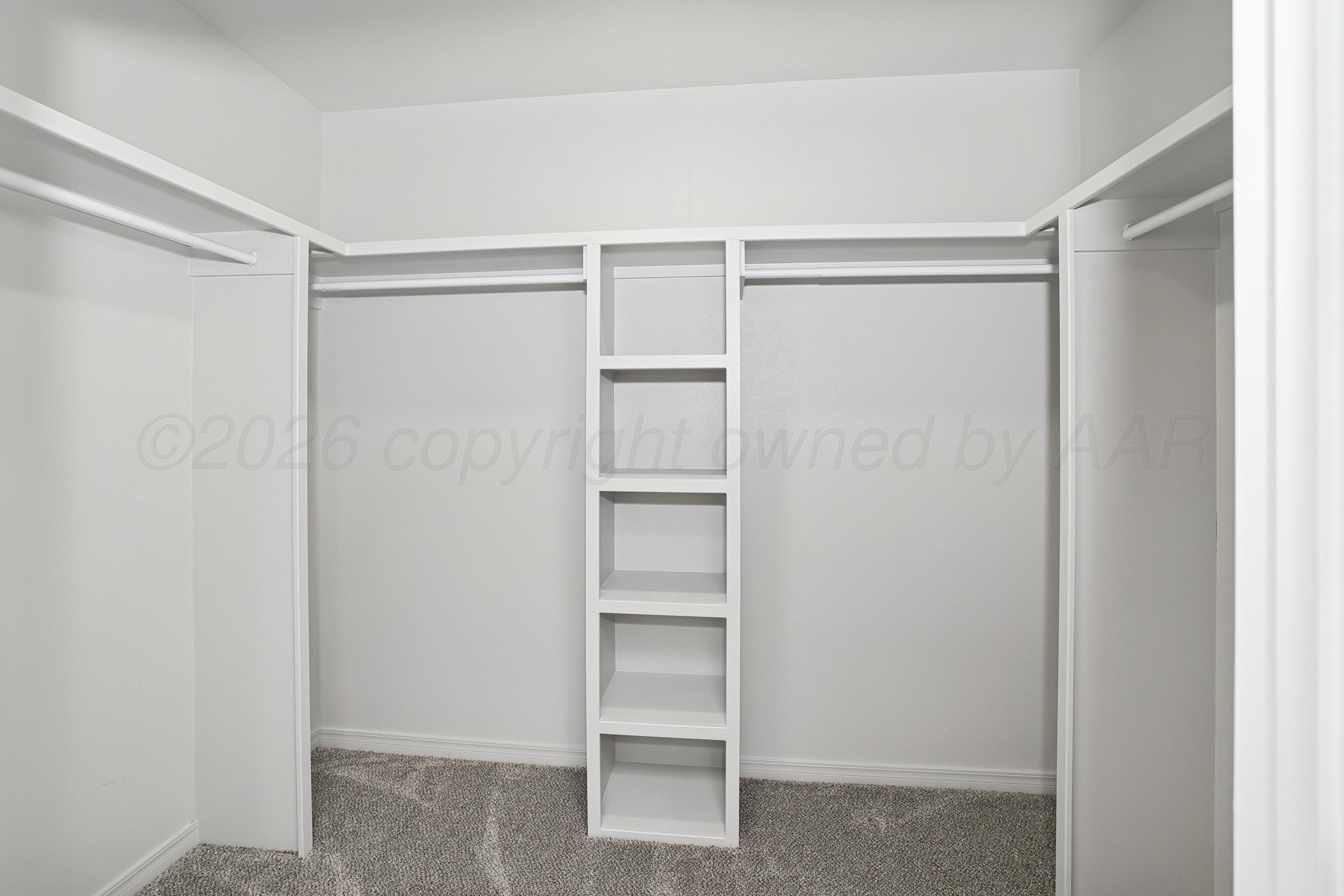 900 W Maple Avenue Property Photo 12