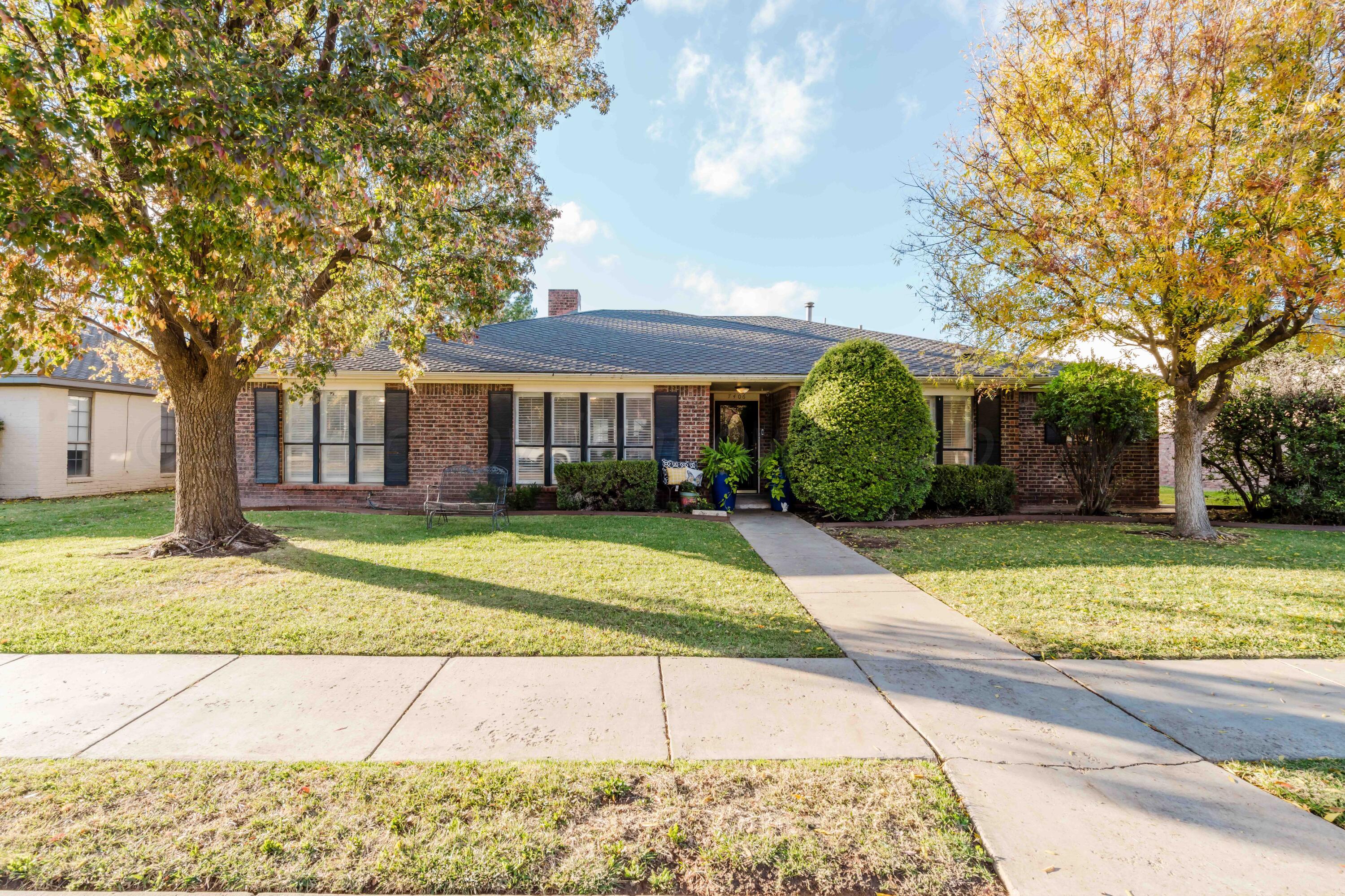 7406 Sleepy Hollow Boulevard Property Photo 1