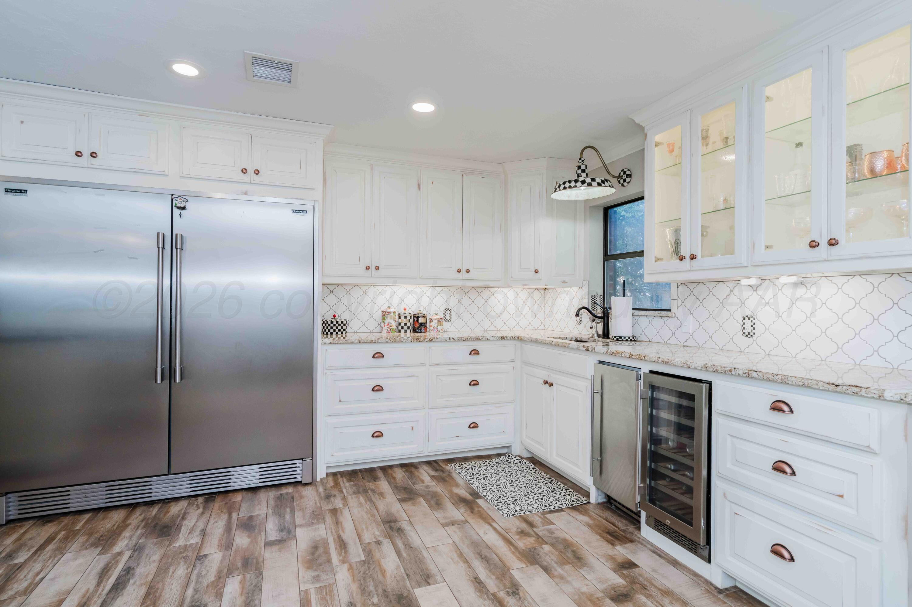 7406 Sleepy Hollow Boulevard Property Photo 8