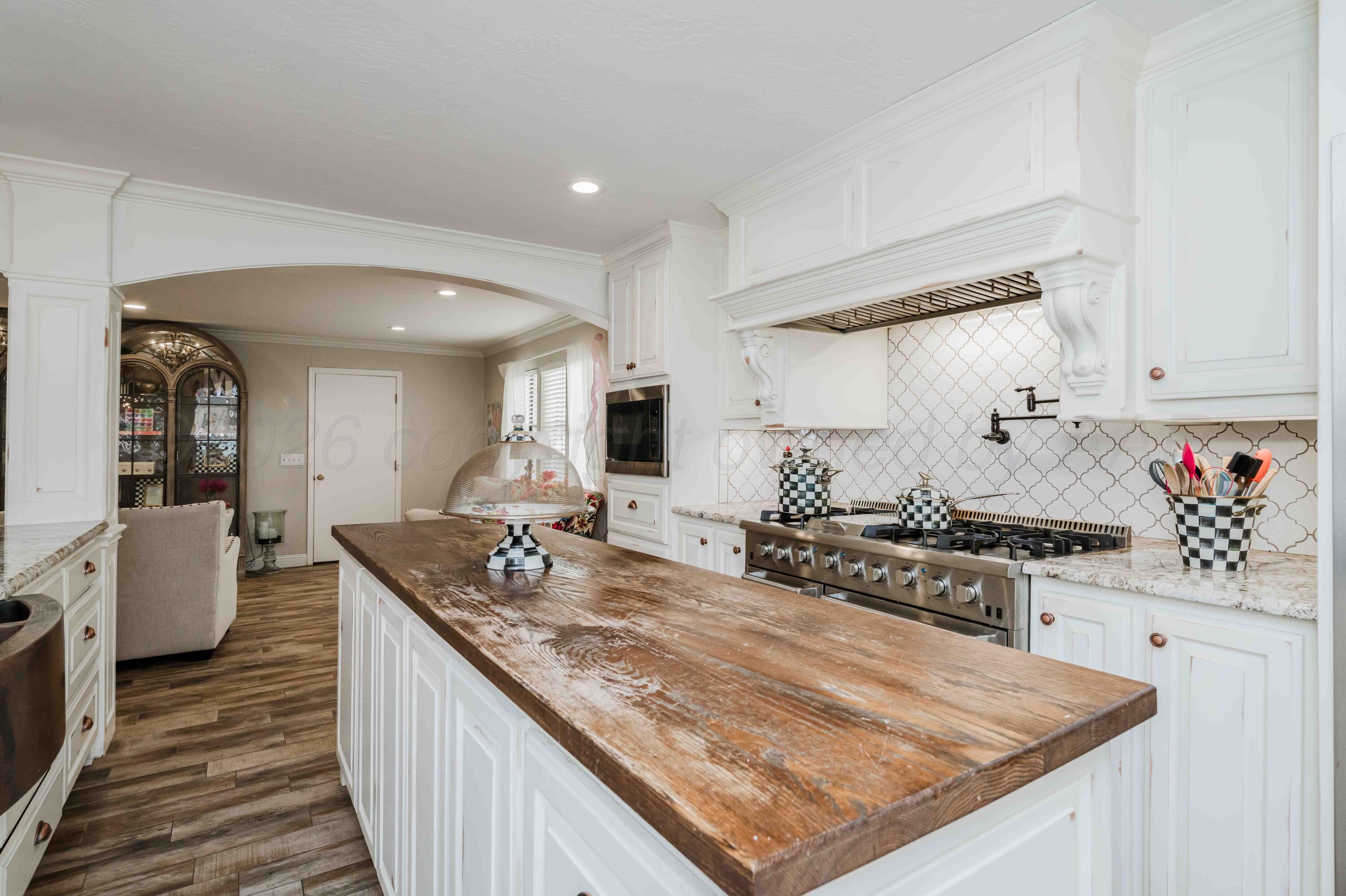 7406 Sleepy Hollow Boulevard Property Photo 10