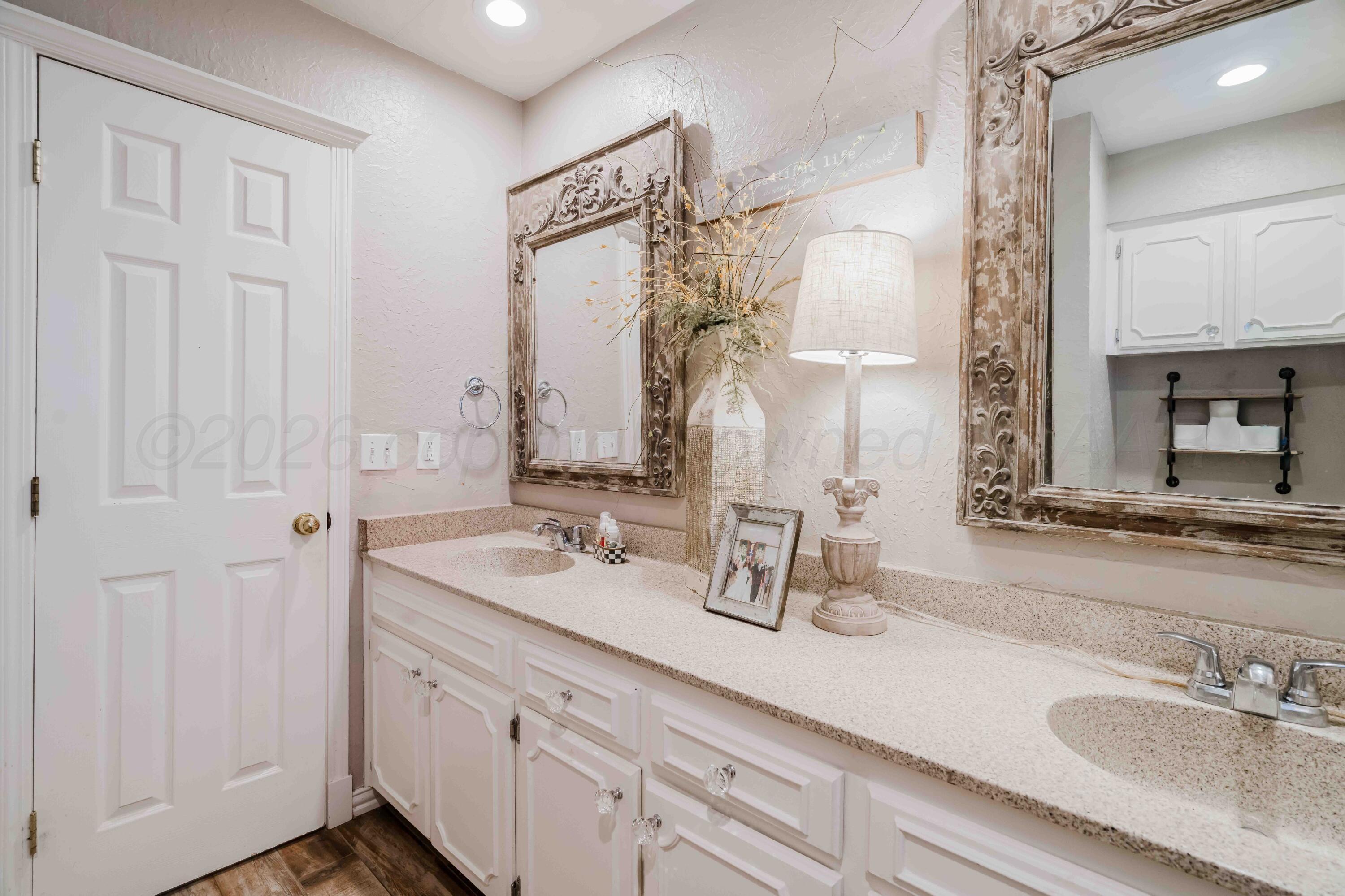 7406 Sleepy Hollow Boulevard Property Photo 20