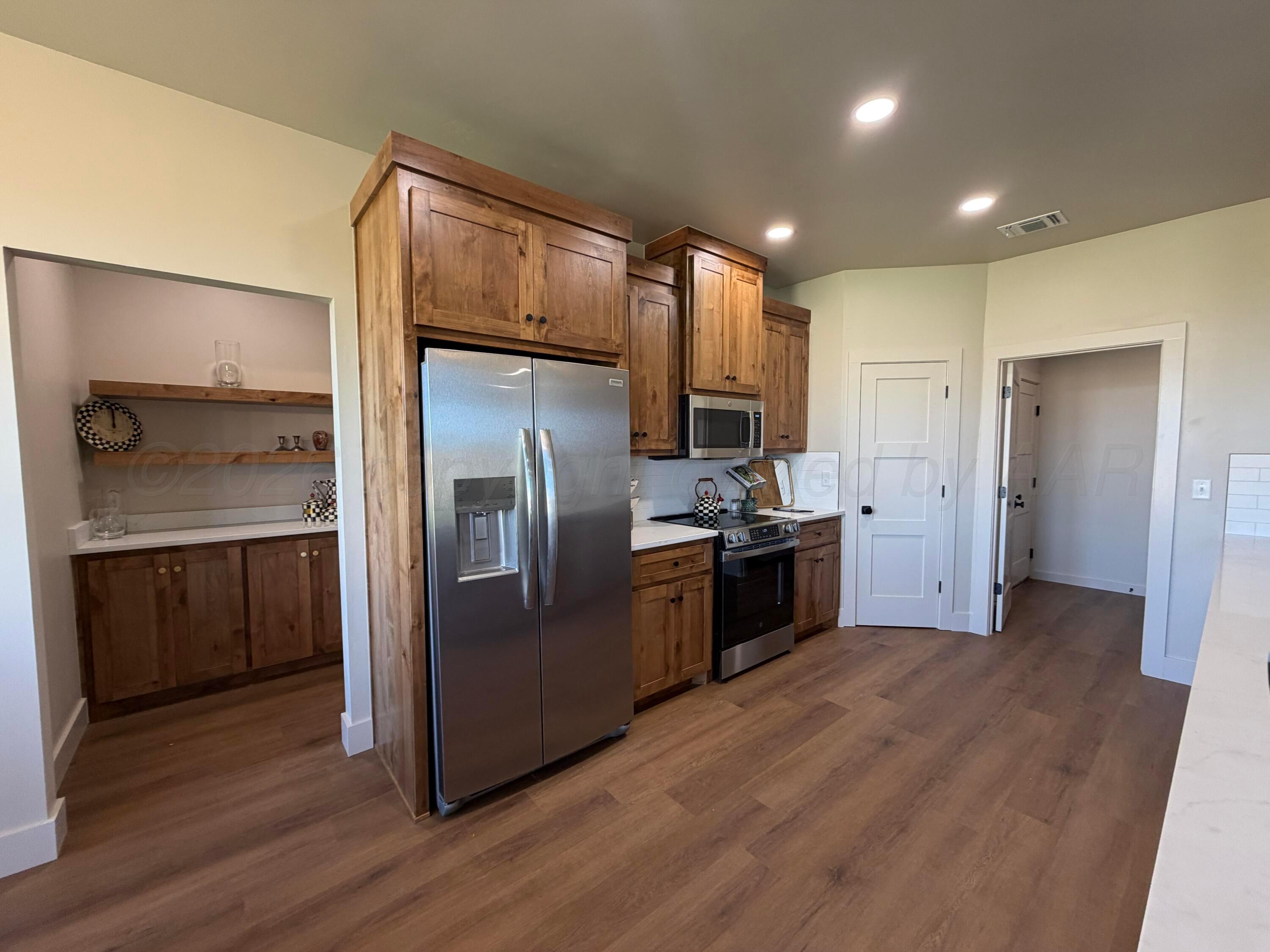 1315 Main Street Property Photo 5