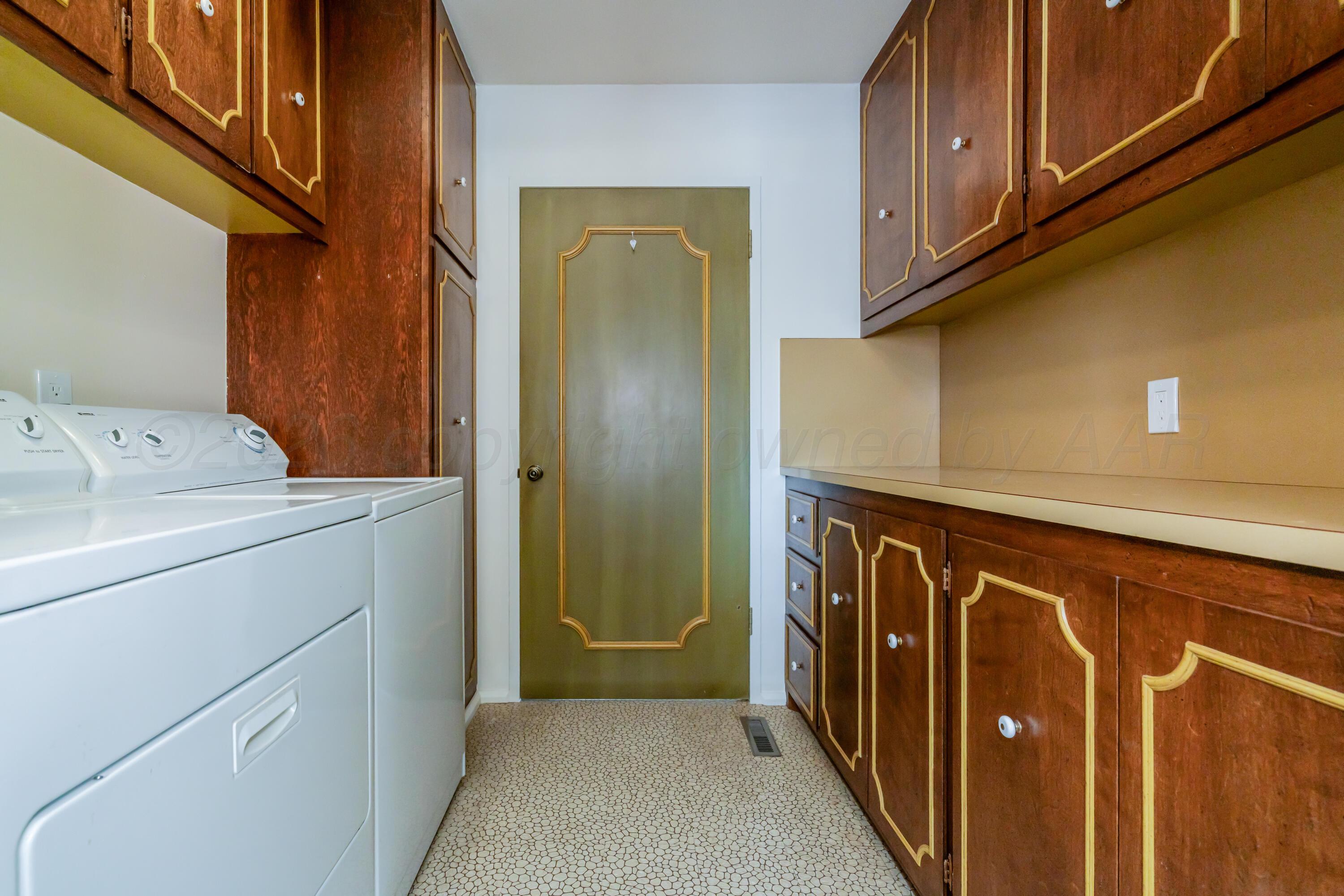 601 Cottage Street Property Photo 46