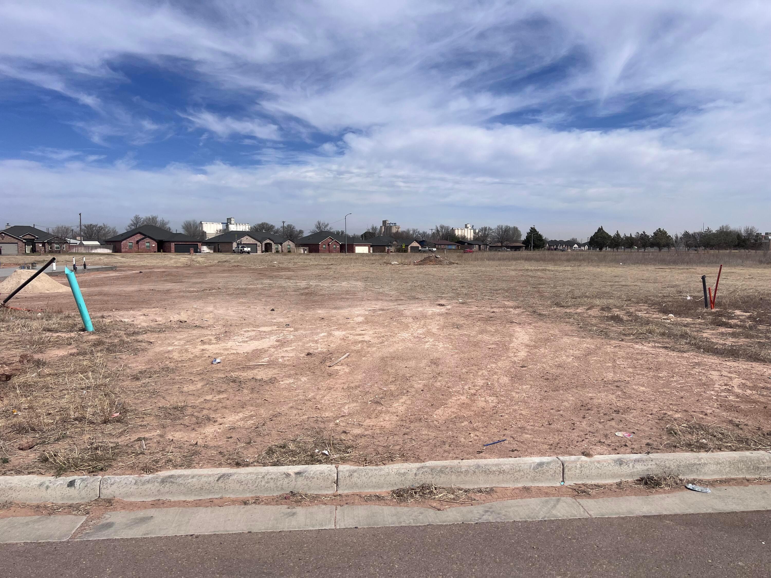 842 Torres Drive Property Photo 3