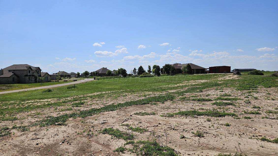 12511 Divot Property Photo 6