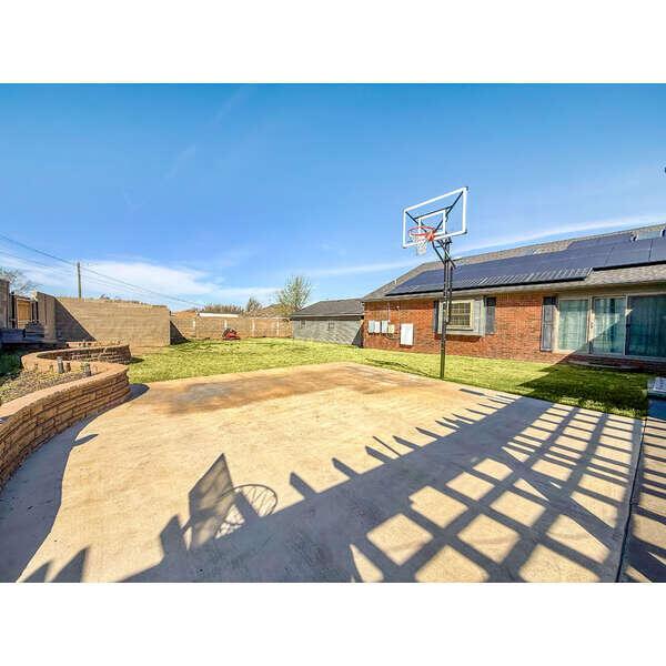 933 Elmore Street Property Photo 47