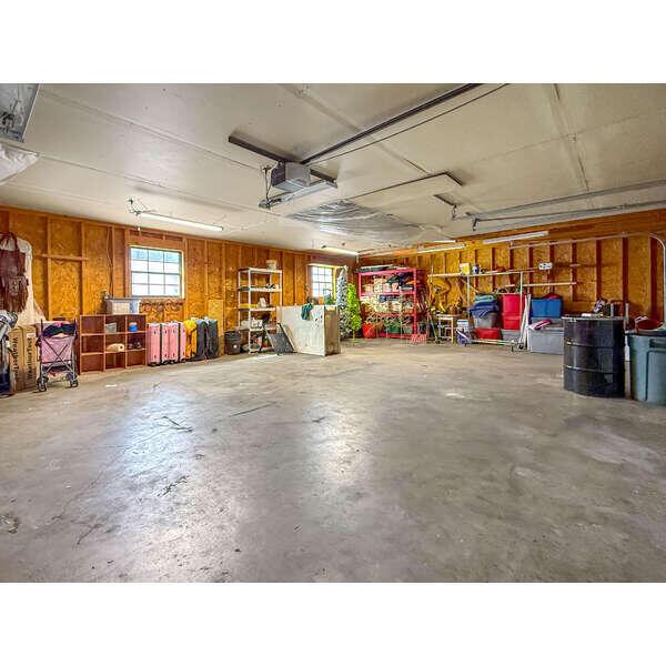 933 Elmore Street Property Photo 53