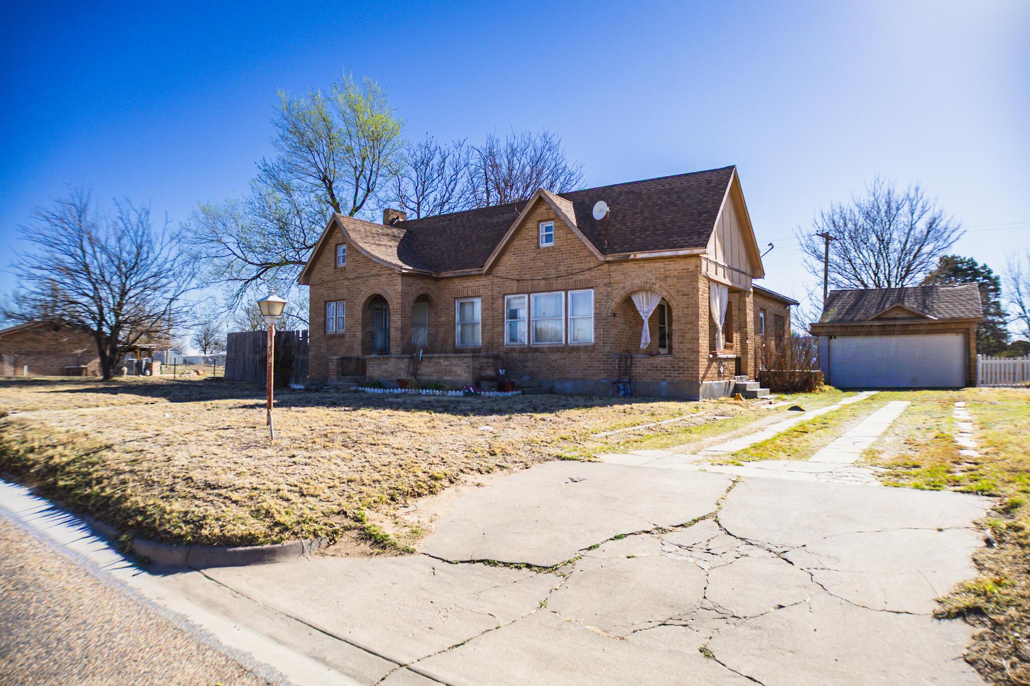 620 Waldron Street Property Photo 1