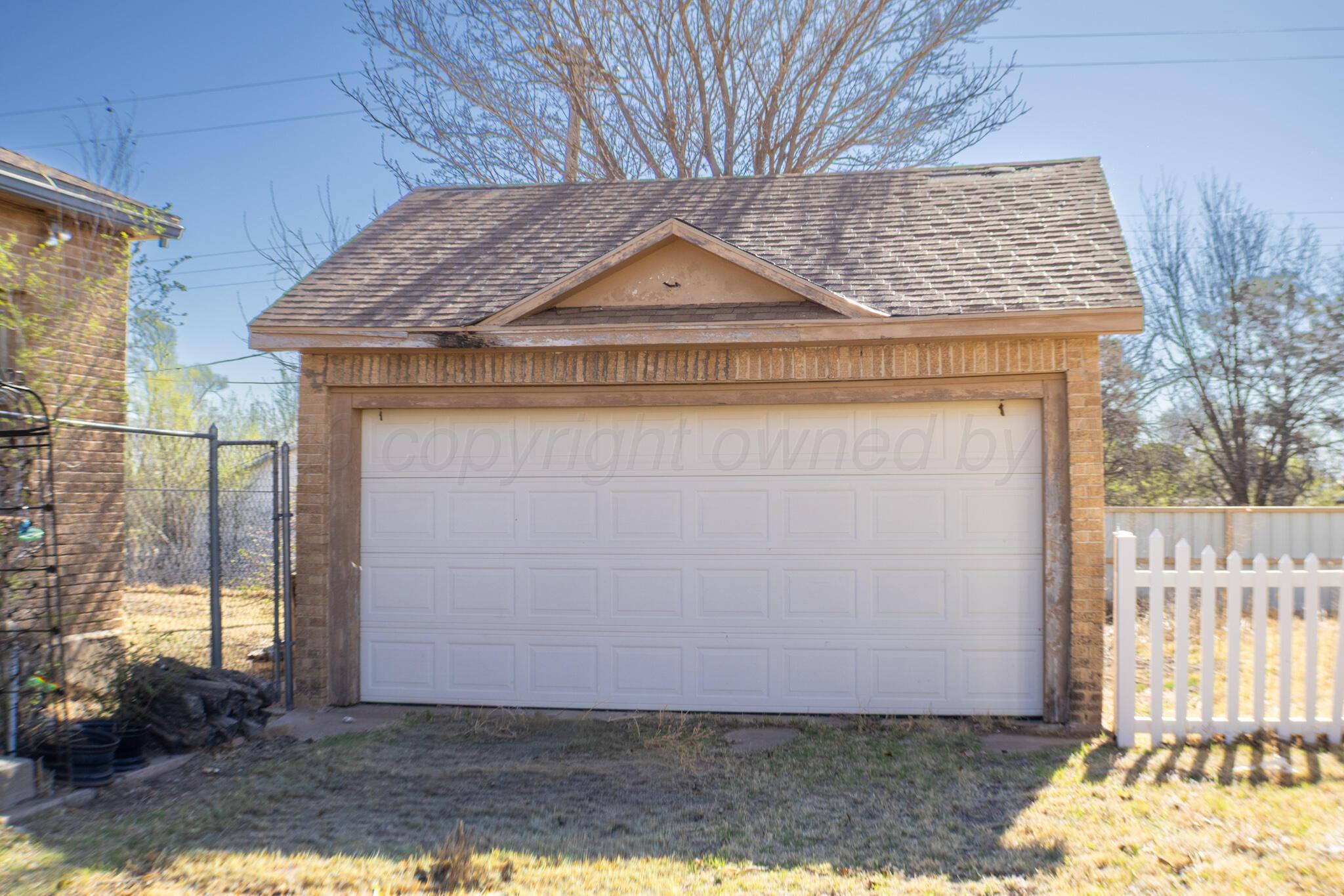 620 Waldron Street Property Photo 22