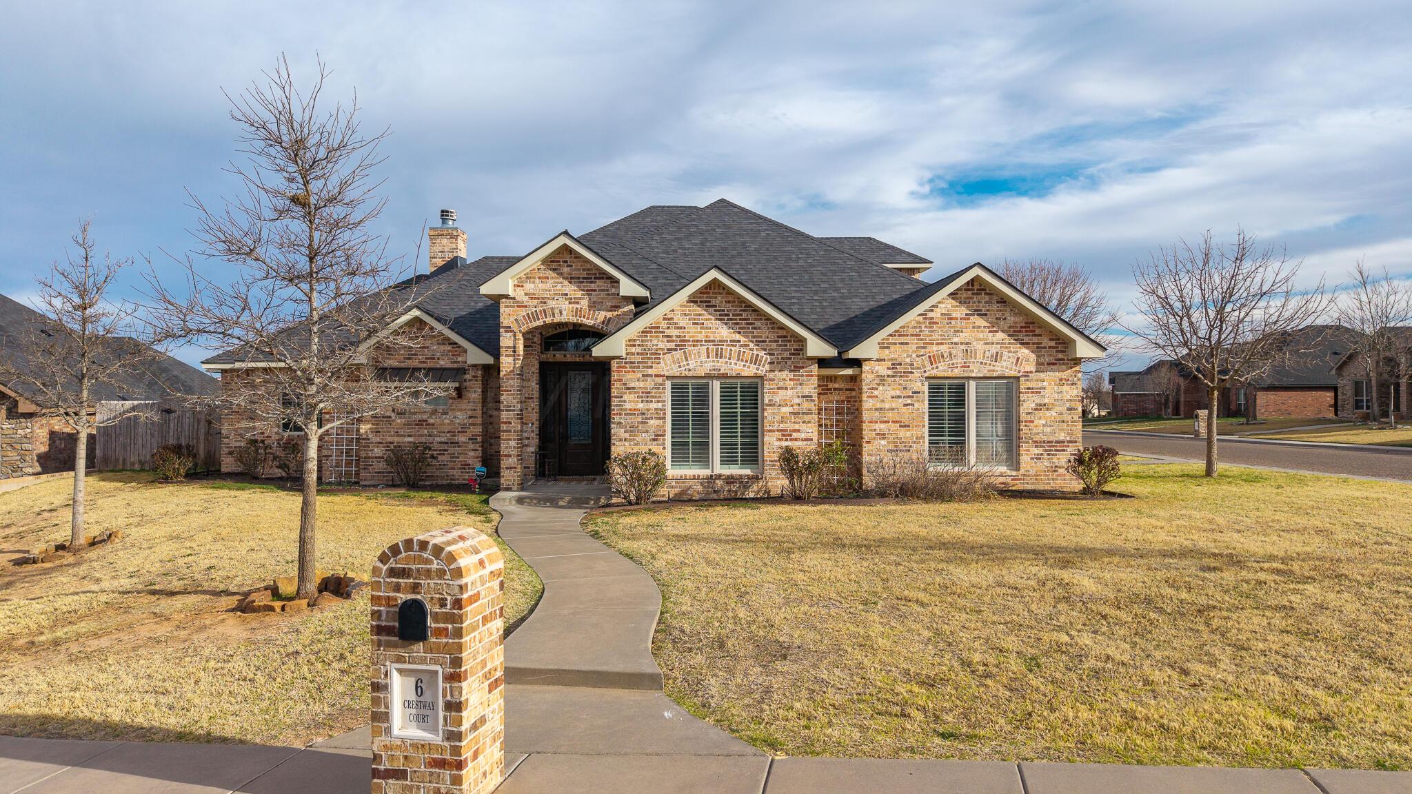 6 Crestway Court Property Photo 1
