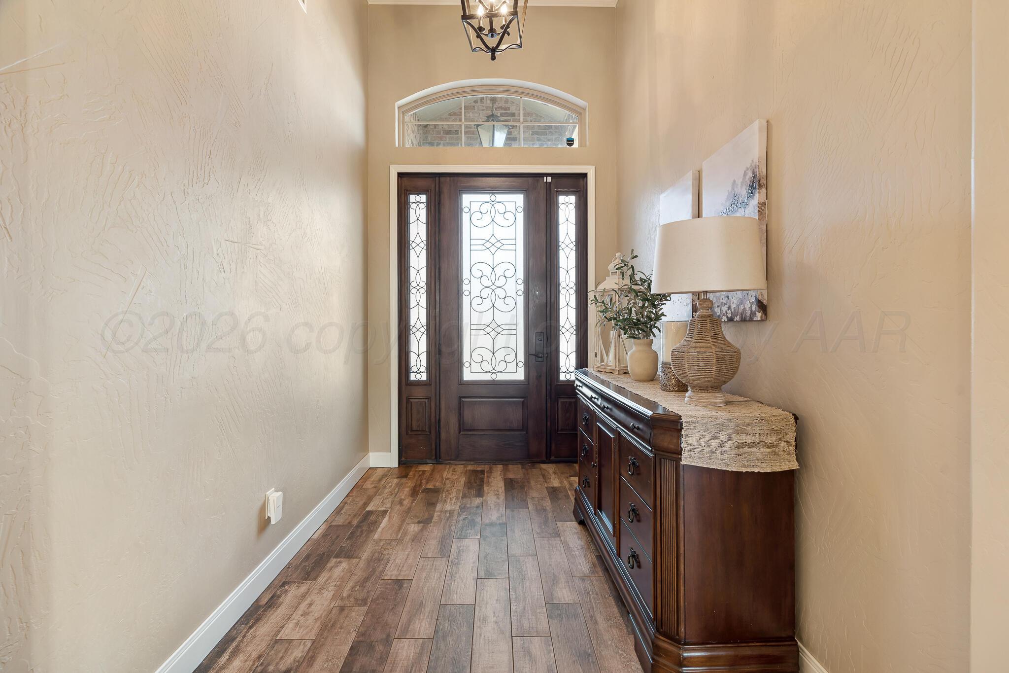 6 Crestway Court Property Photo 3