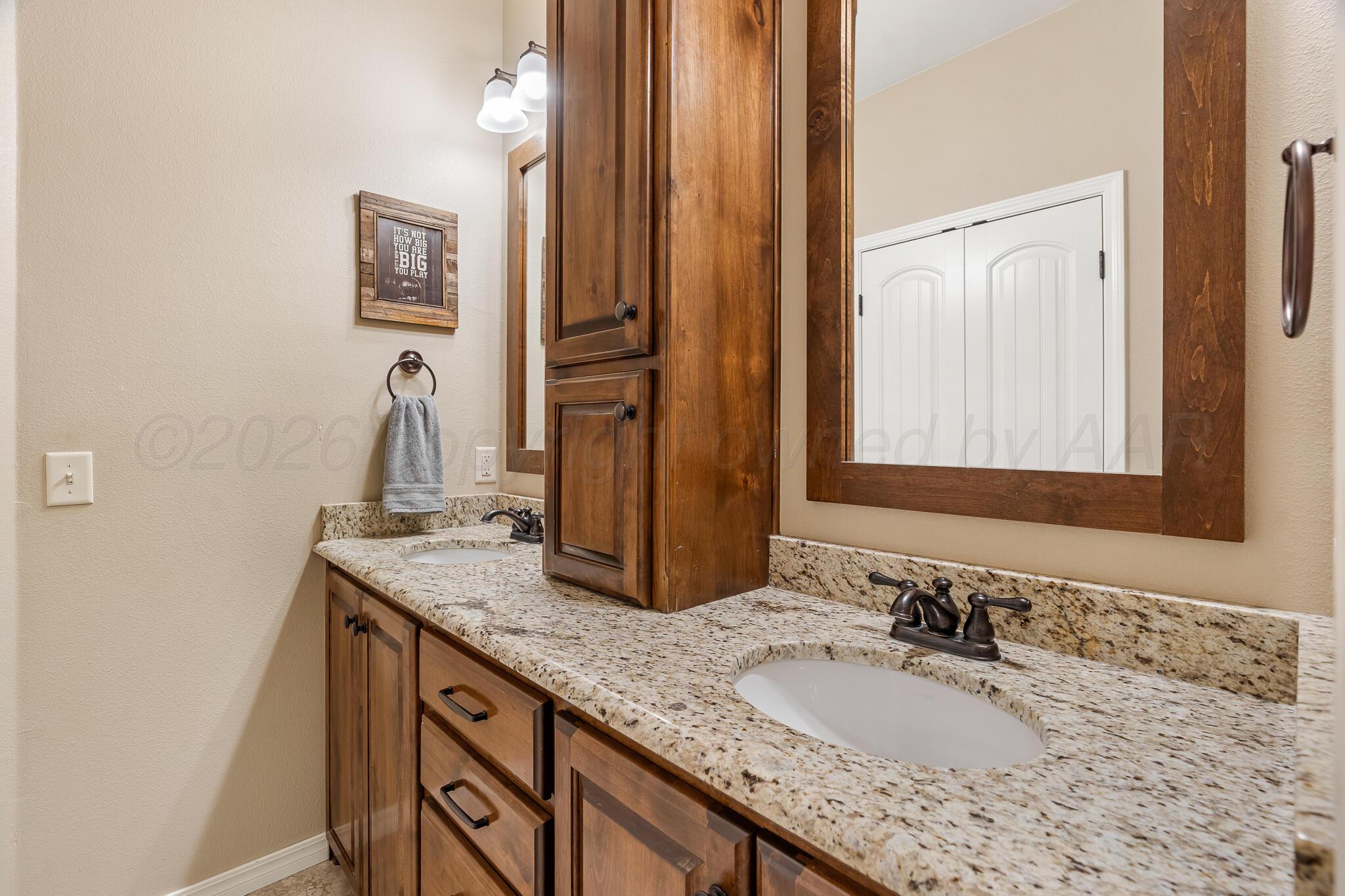 6 Crestway Court Property Photo 19