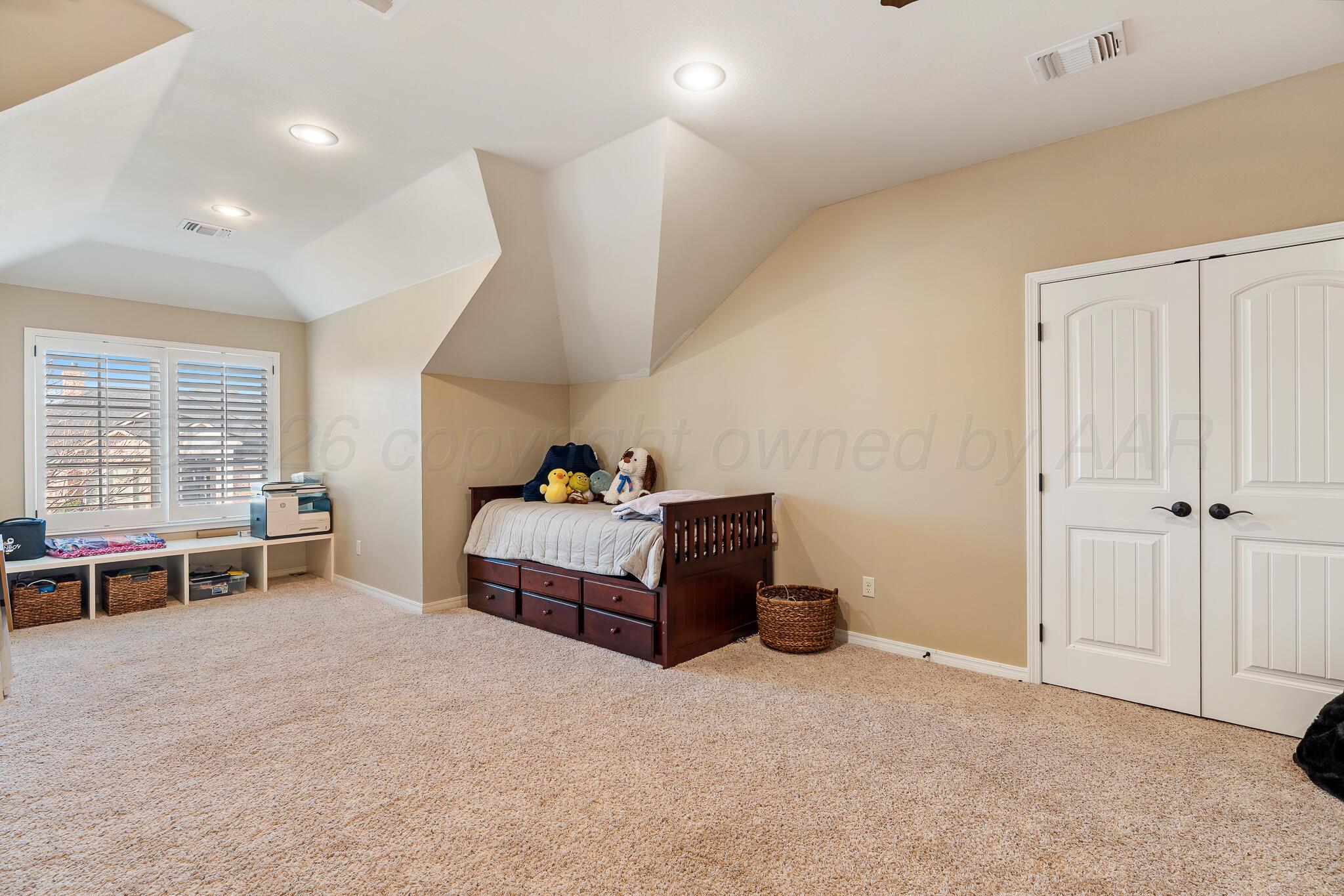 6 Crestway Court Property Photo 30
