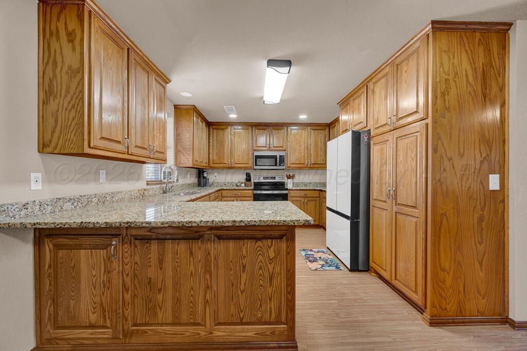 26-2588 Property Photo 9