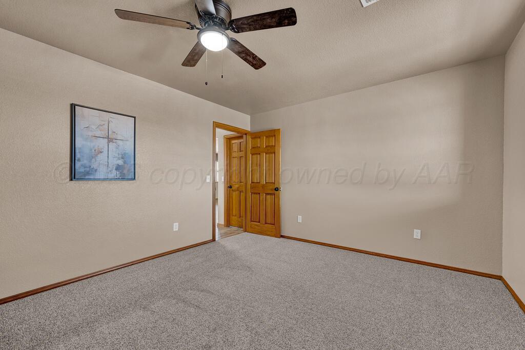 26-2588 Property Photo 25