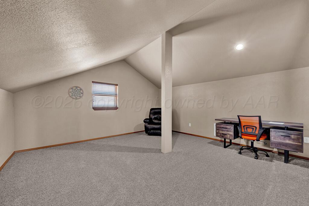 26-2588 Property Photo 31