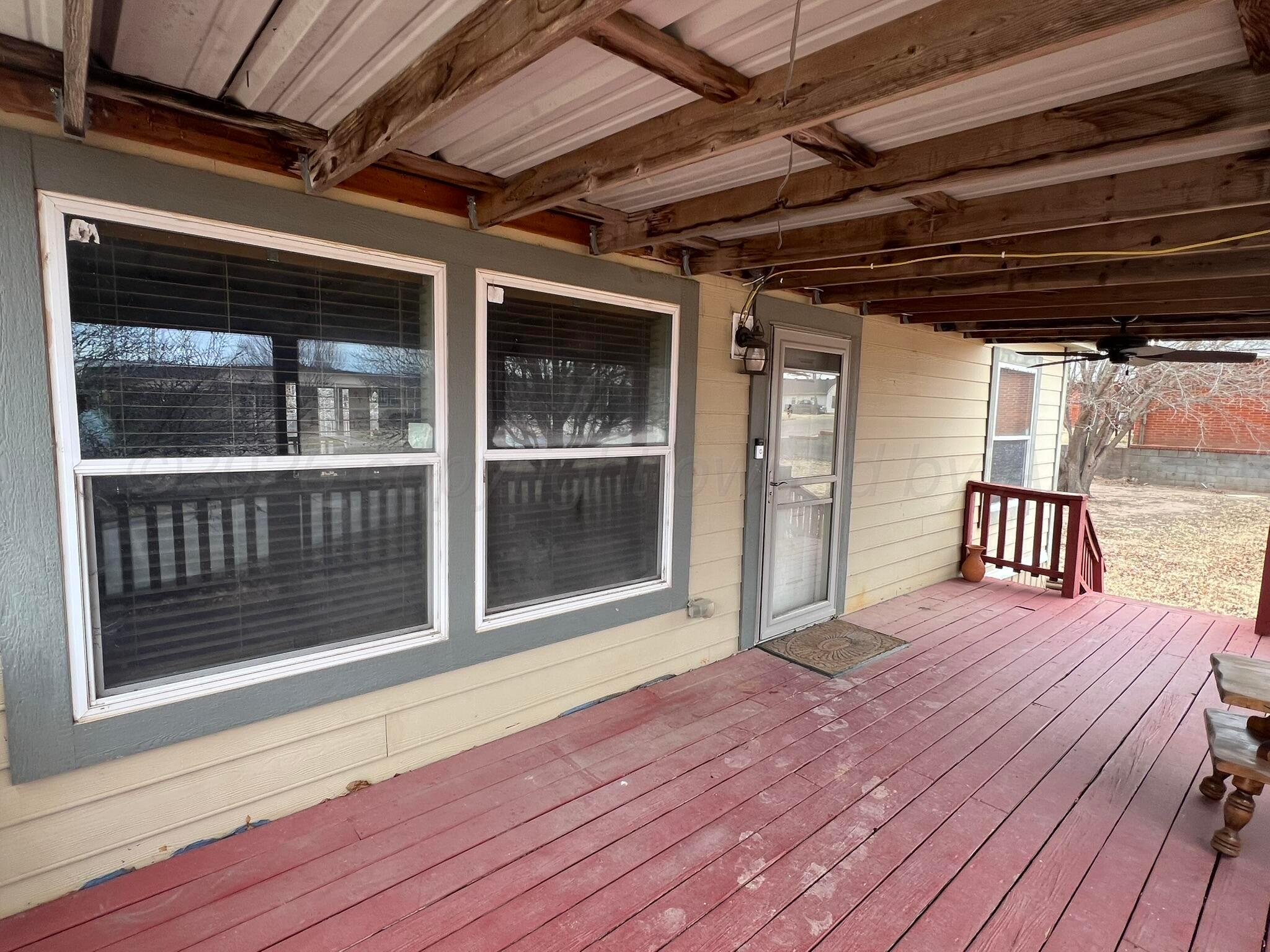 707 Conklin Street Property Photo 8