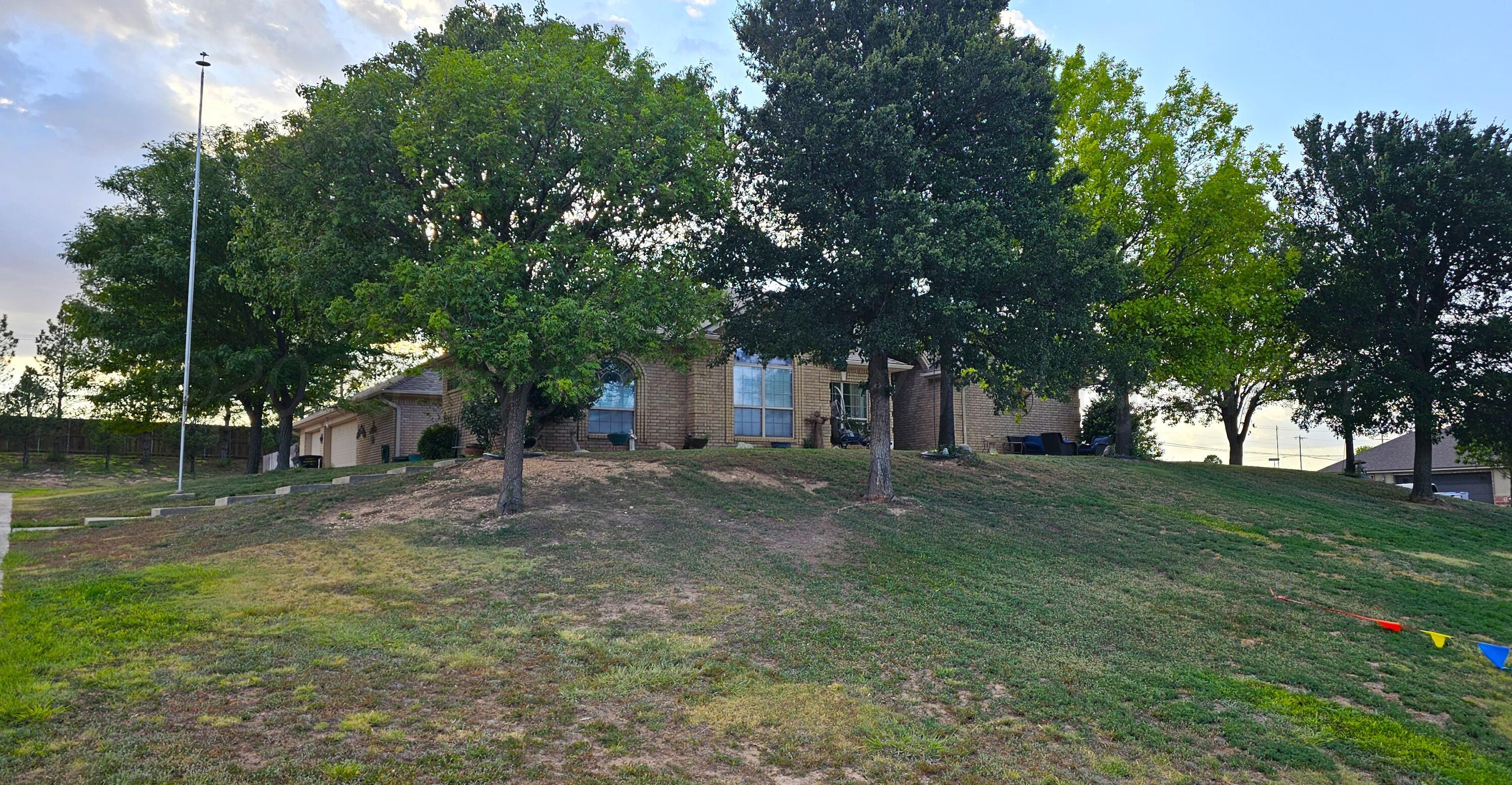 17250 Valley Lake Drive Property Photo 2