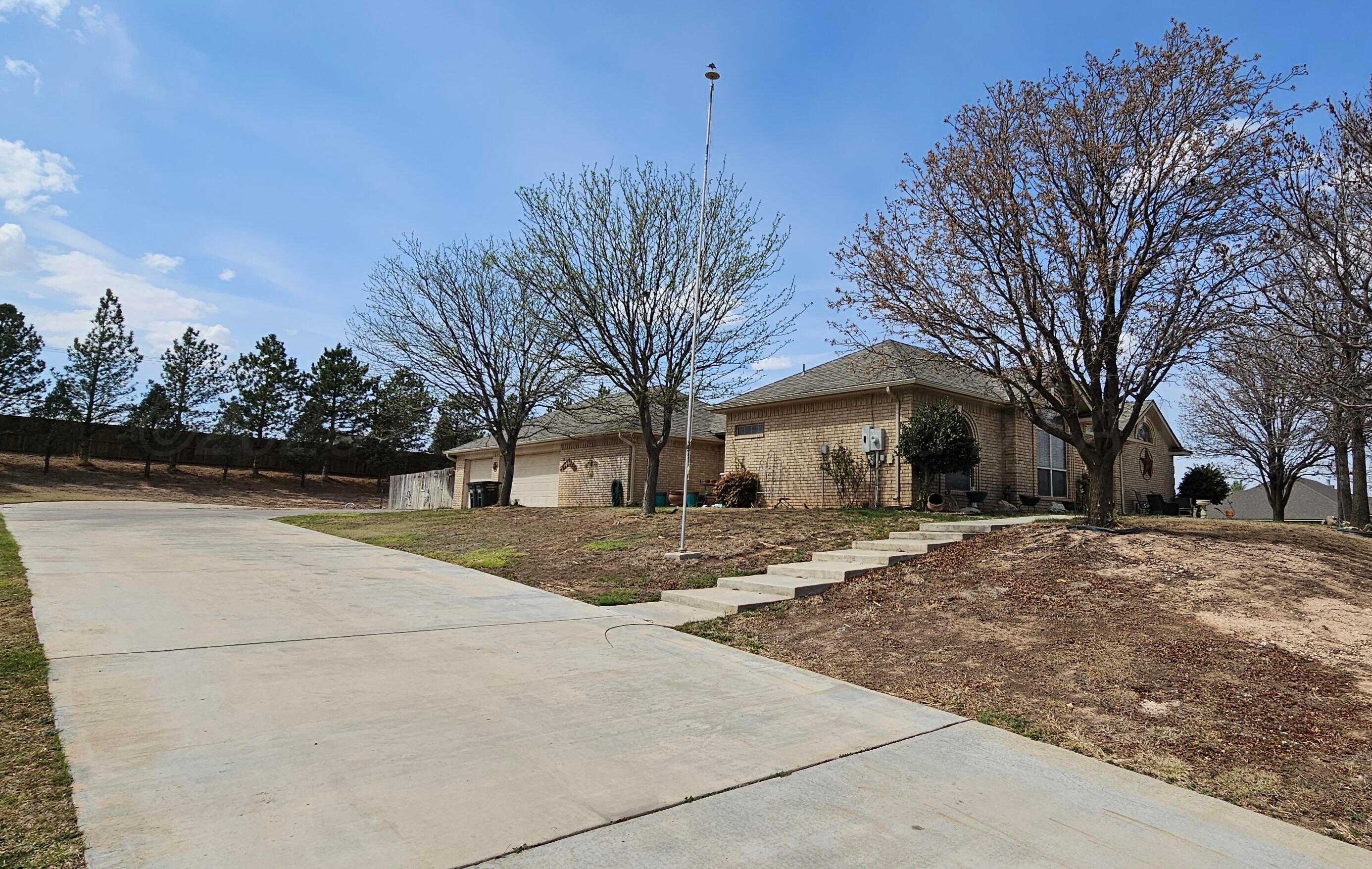 17250 Valley Lake Drive Property Photo 5