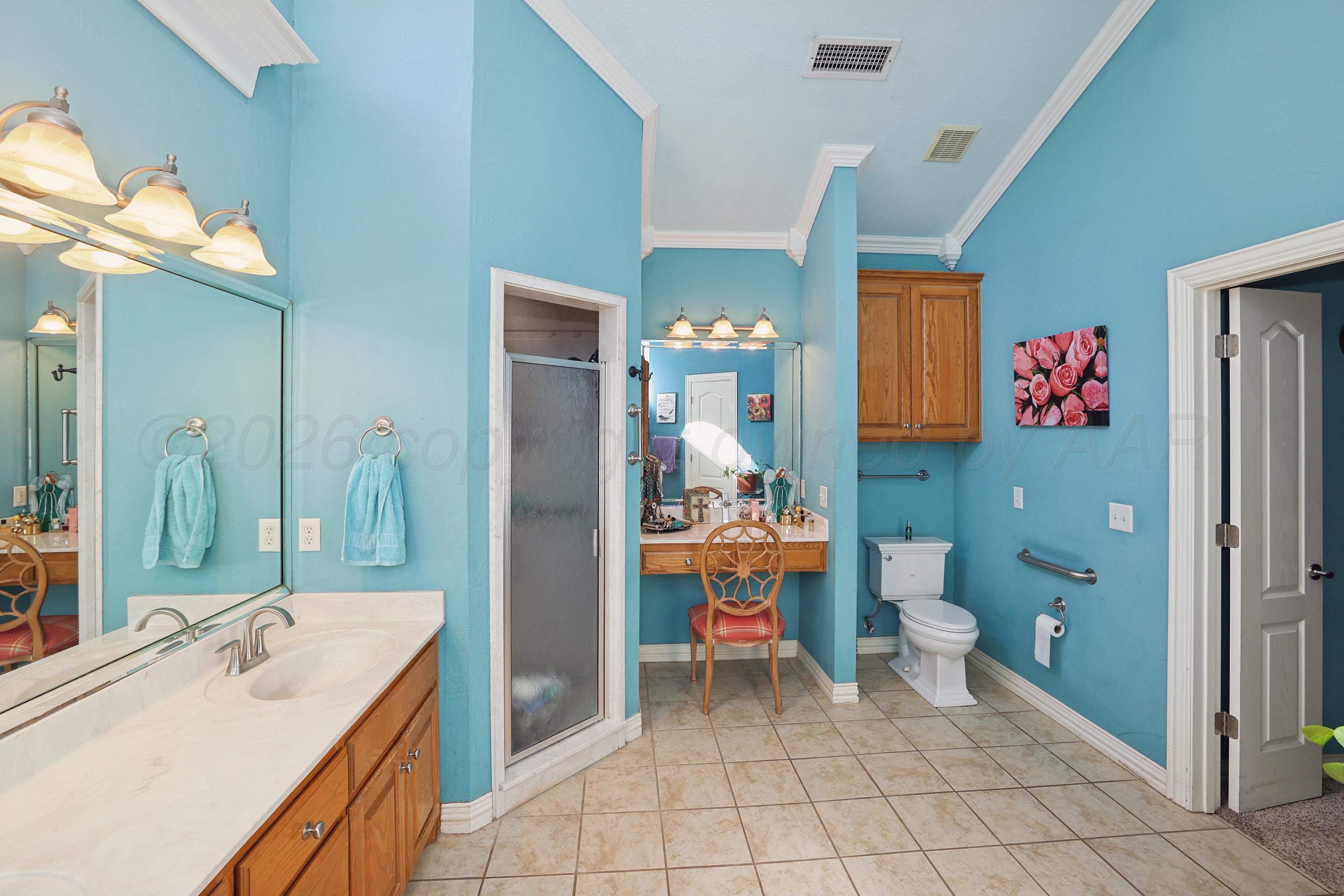 17250 Valley Lake Drive Property Photo 21