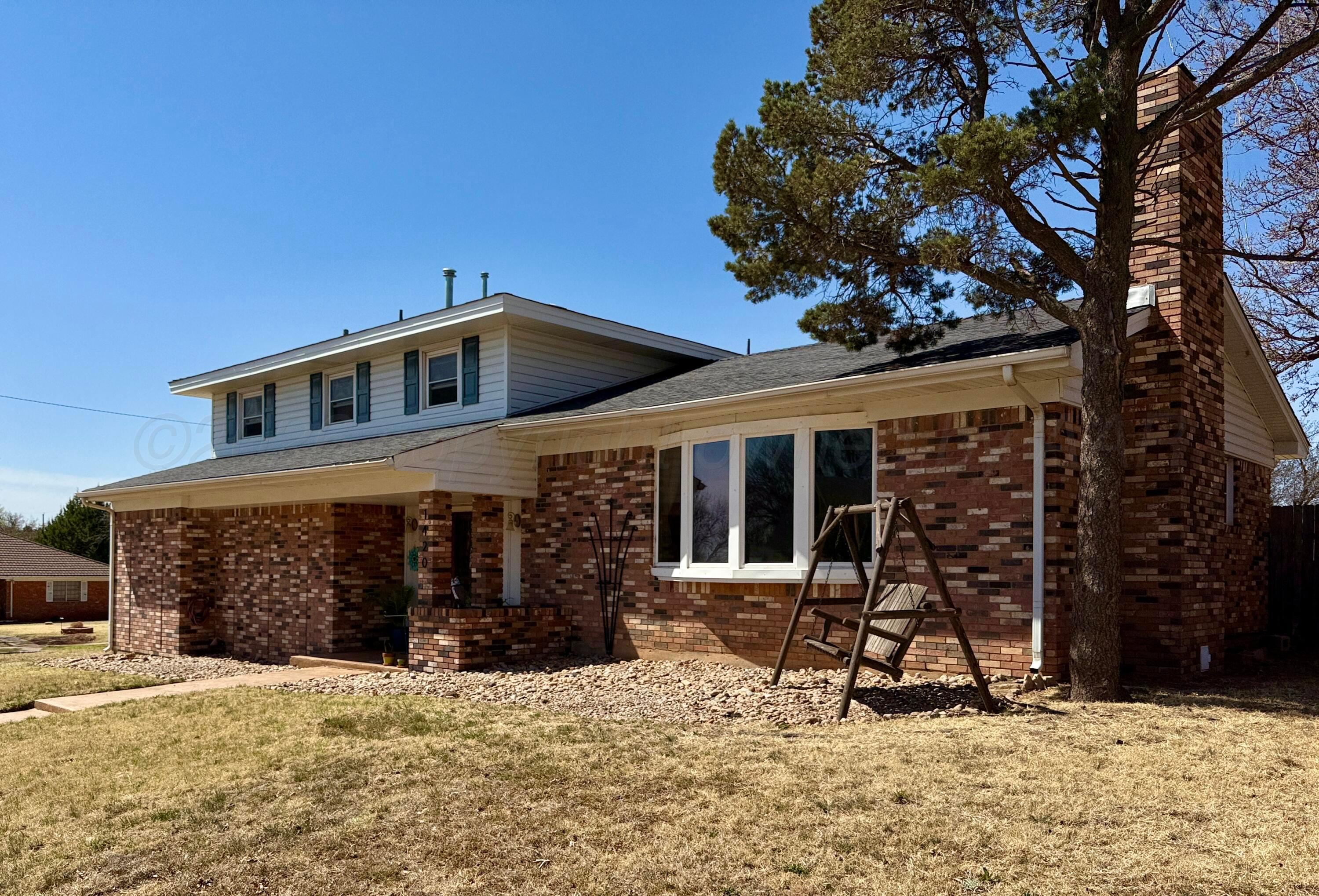 1420 Bluebonnet Street Property Photo 1