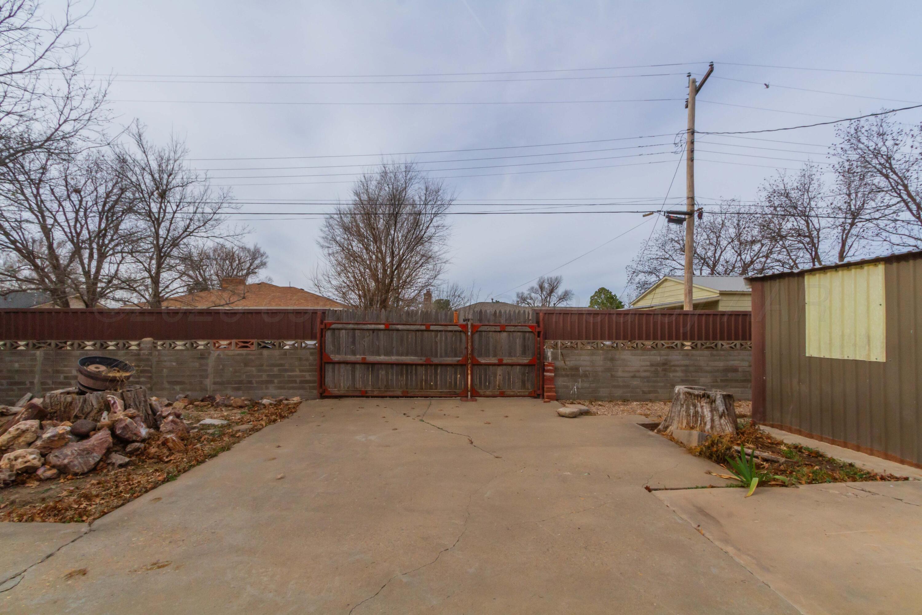 901 W Second Street Property Photo 61