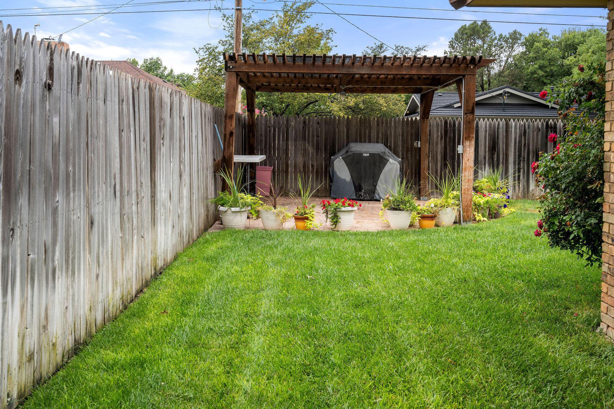 2343 N Chestnut Drive Property Photo 66