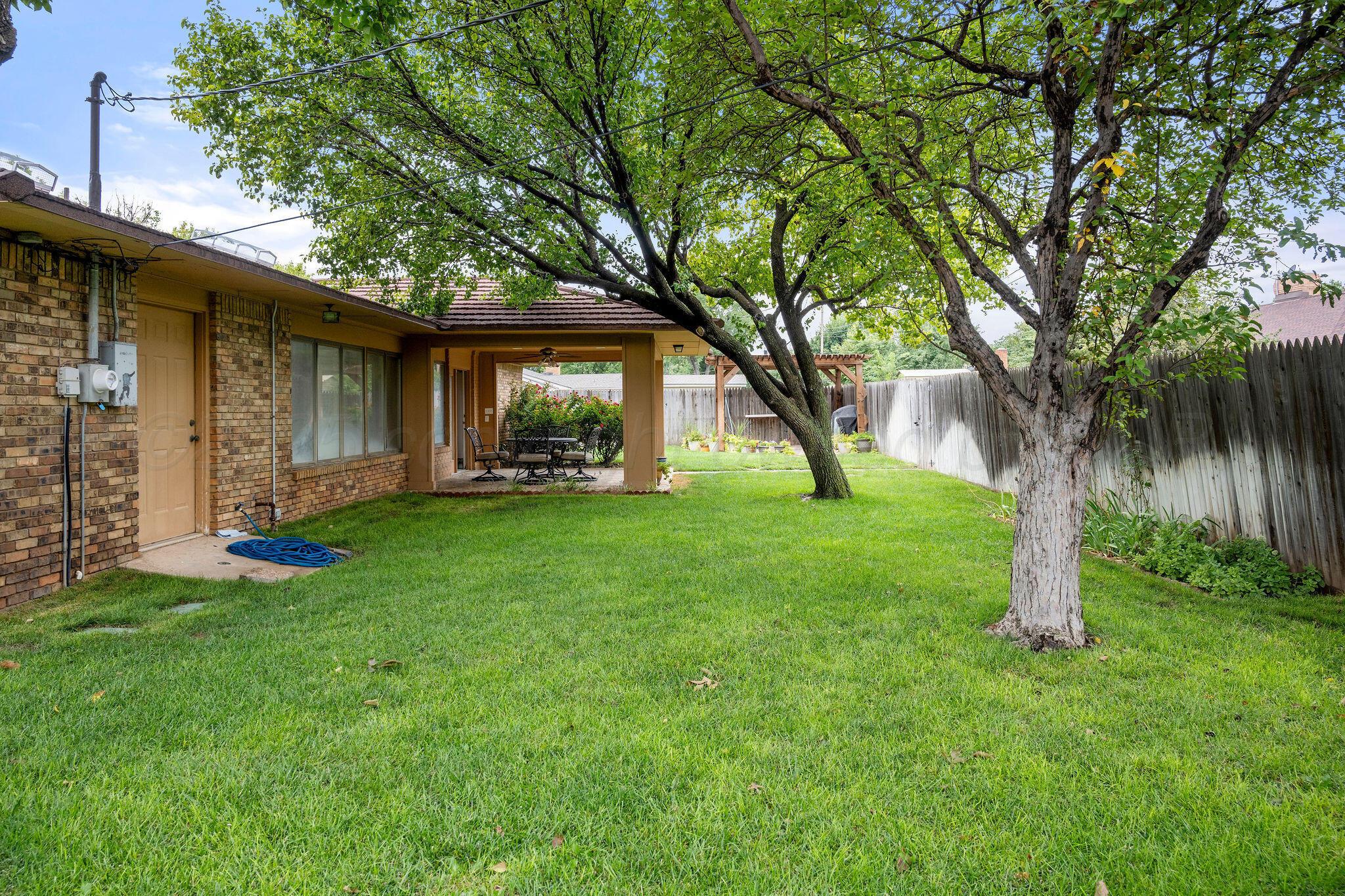 2343 N Chestnut Drive Property Photo 69