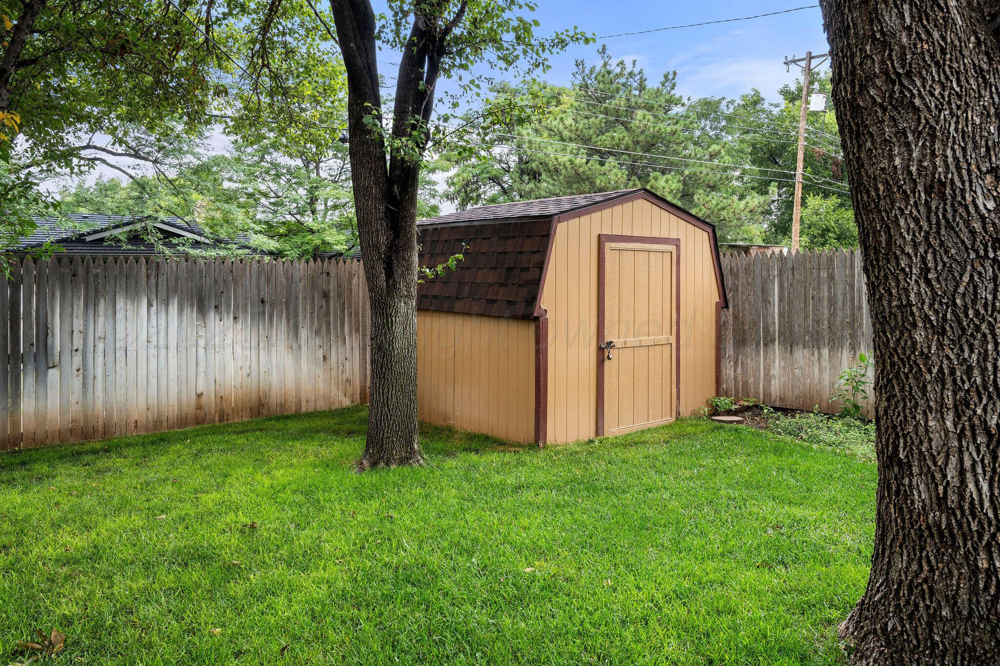 2343 N Chestnut Drive Property Photo 70