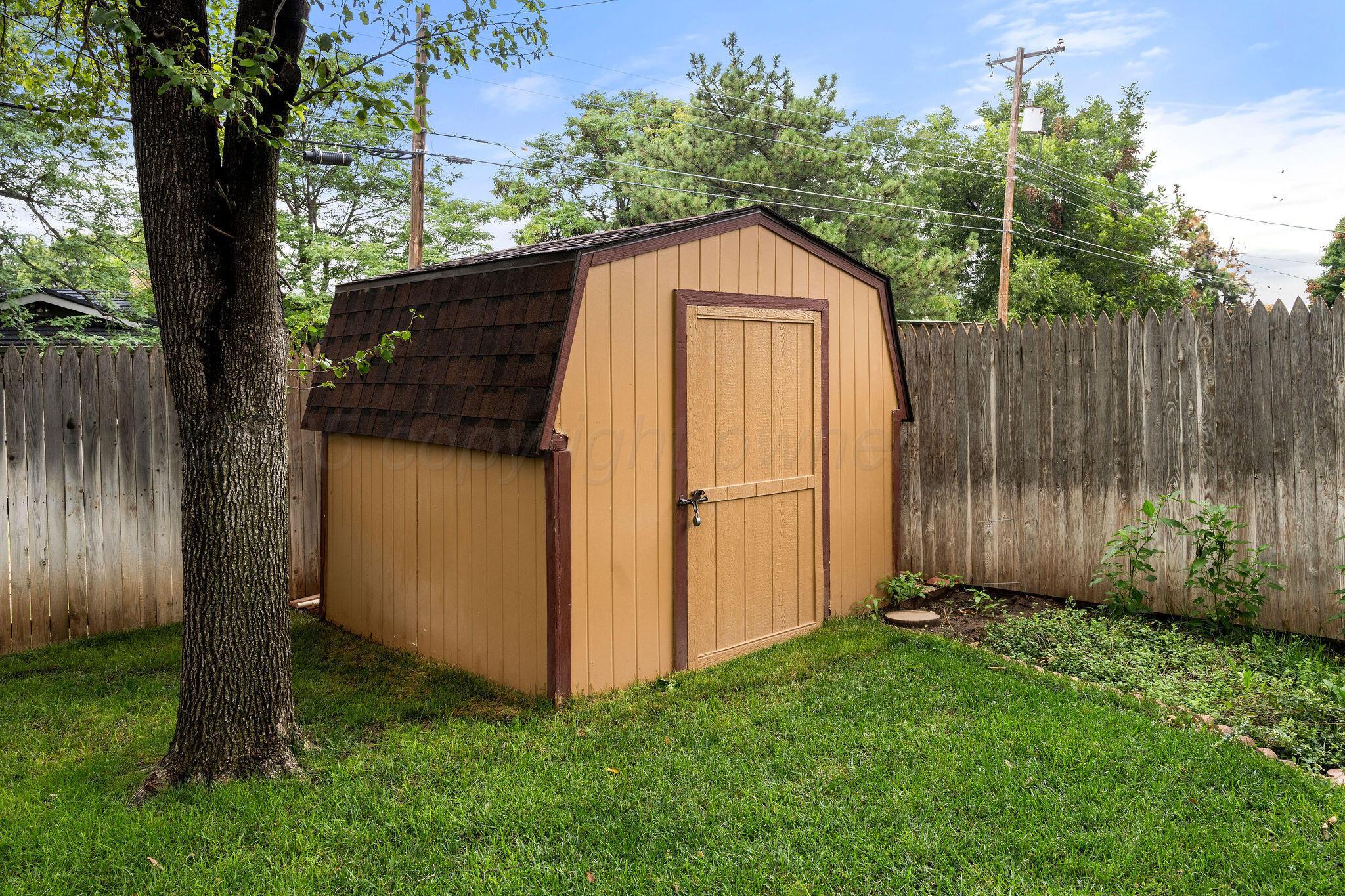 2343 N Chestnut Drive Property Photo 71