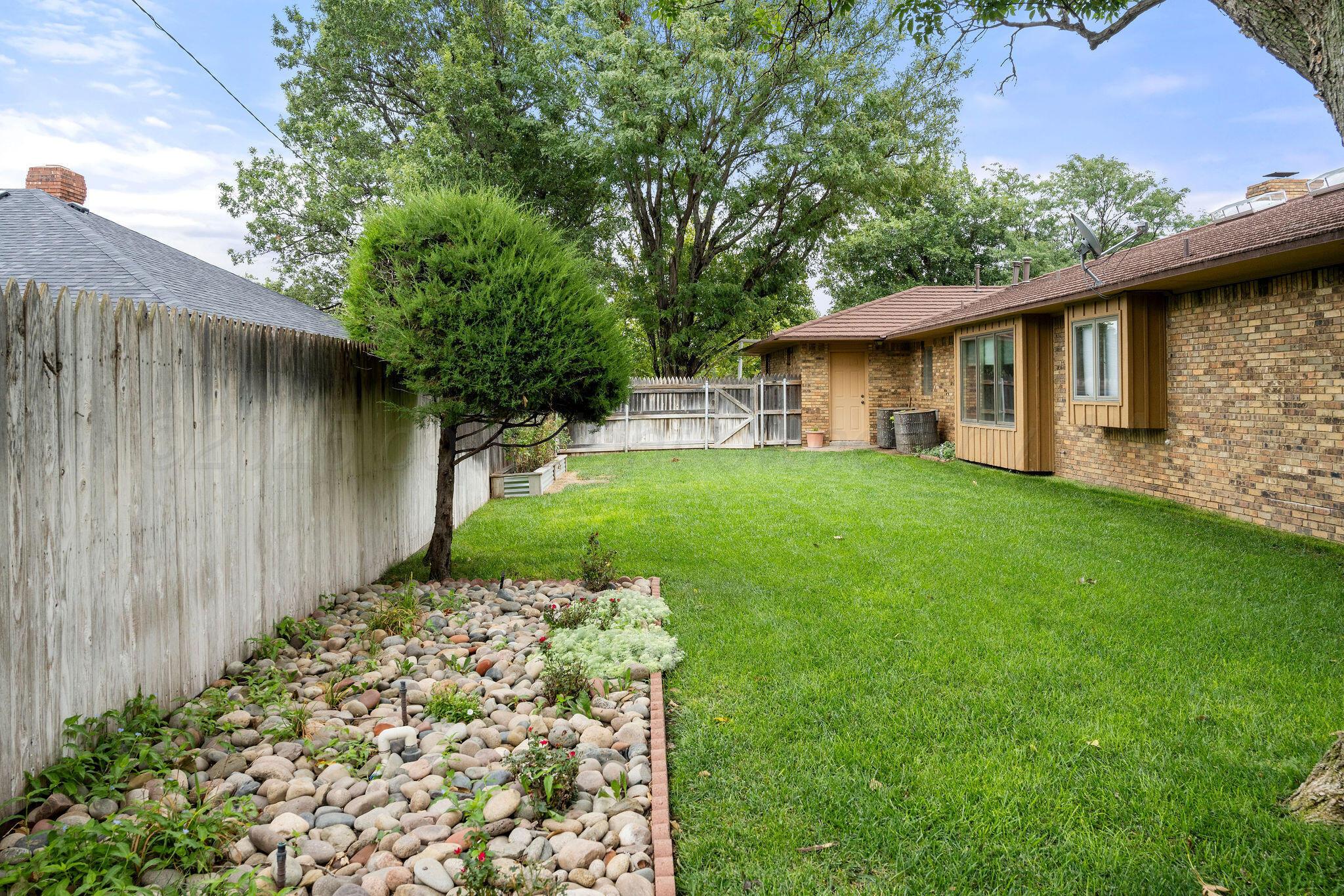 2343 N Chestnut Drive Property Photo 74