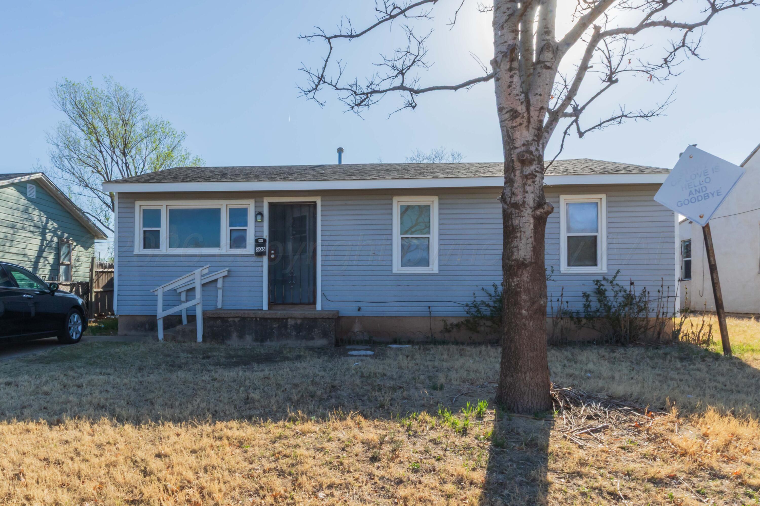 306 N BELLEVIEW Property Photo 1