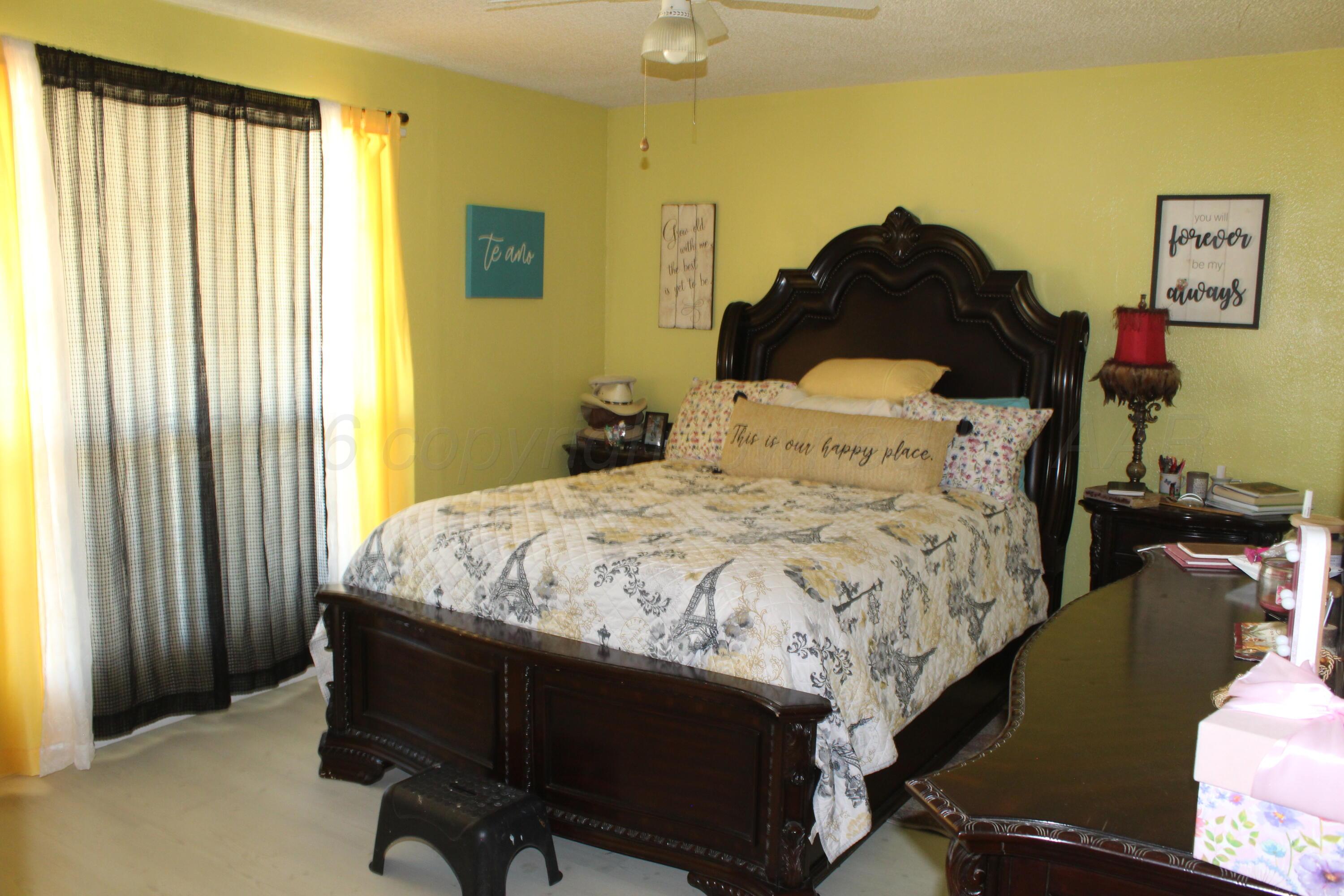 523 Blevins Street Property Photo 7