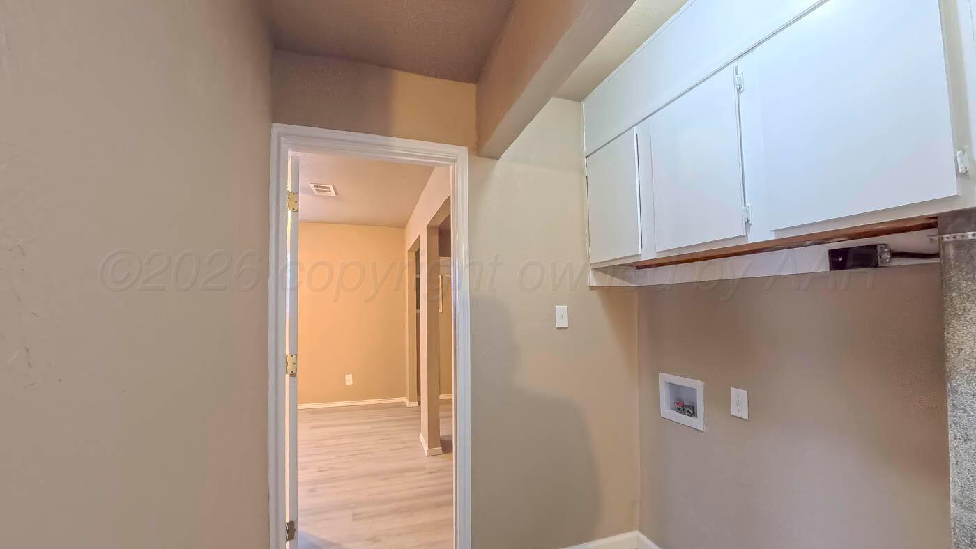 948 Harrington Street Property Photo 13