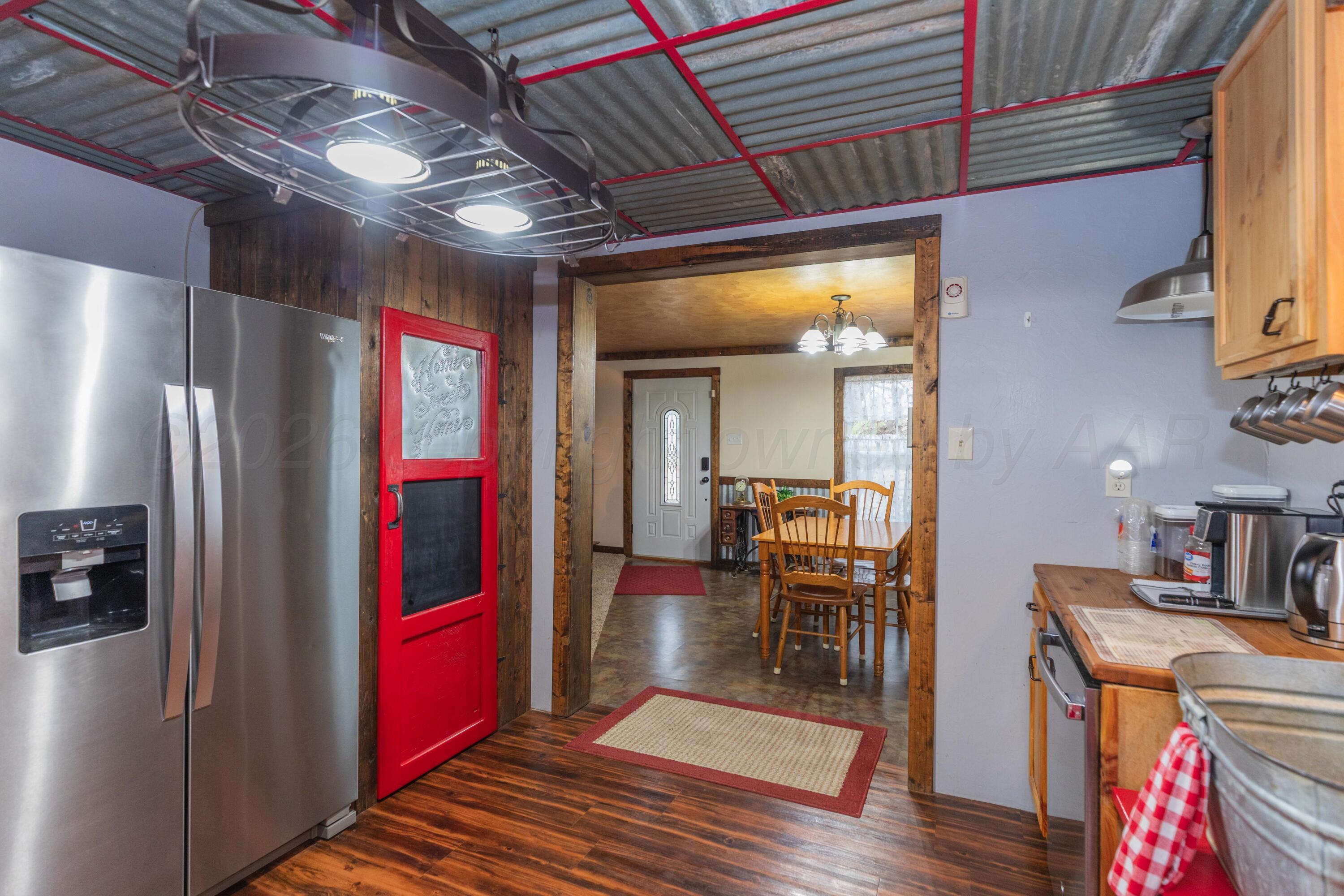 626 N Davis Street Property Photo 13