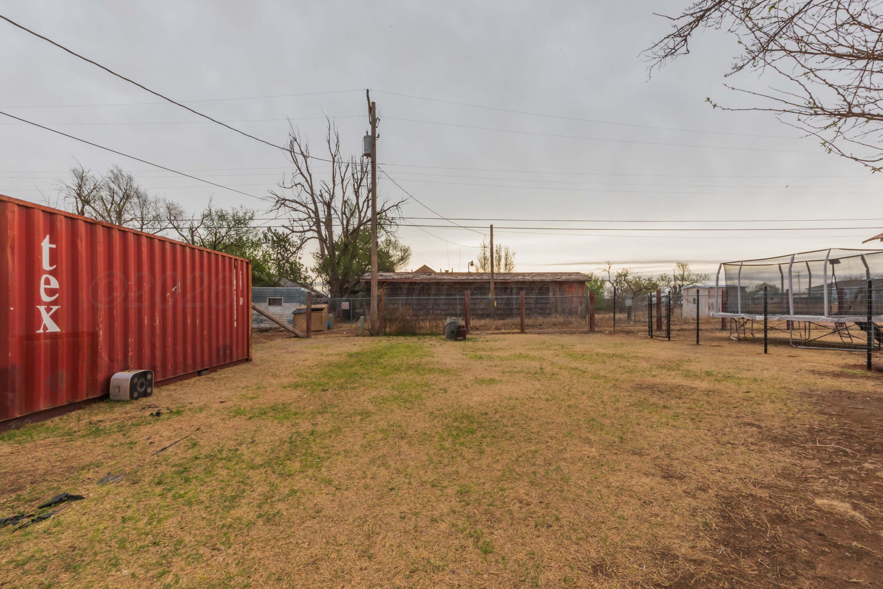 626 N Davis Street Property Photo 28