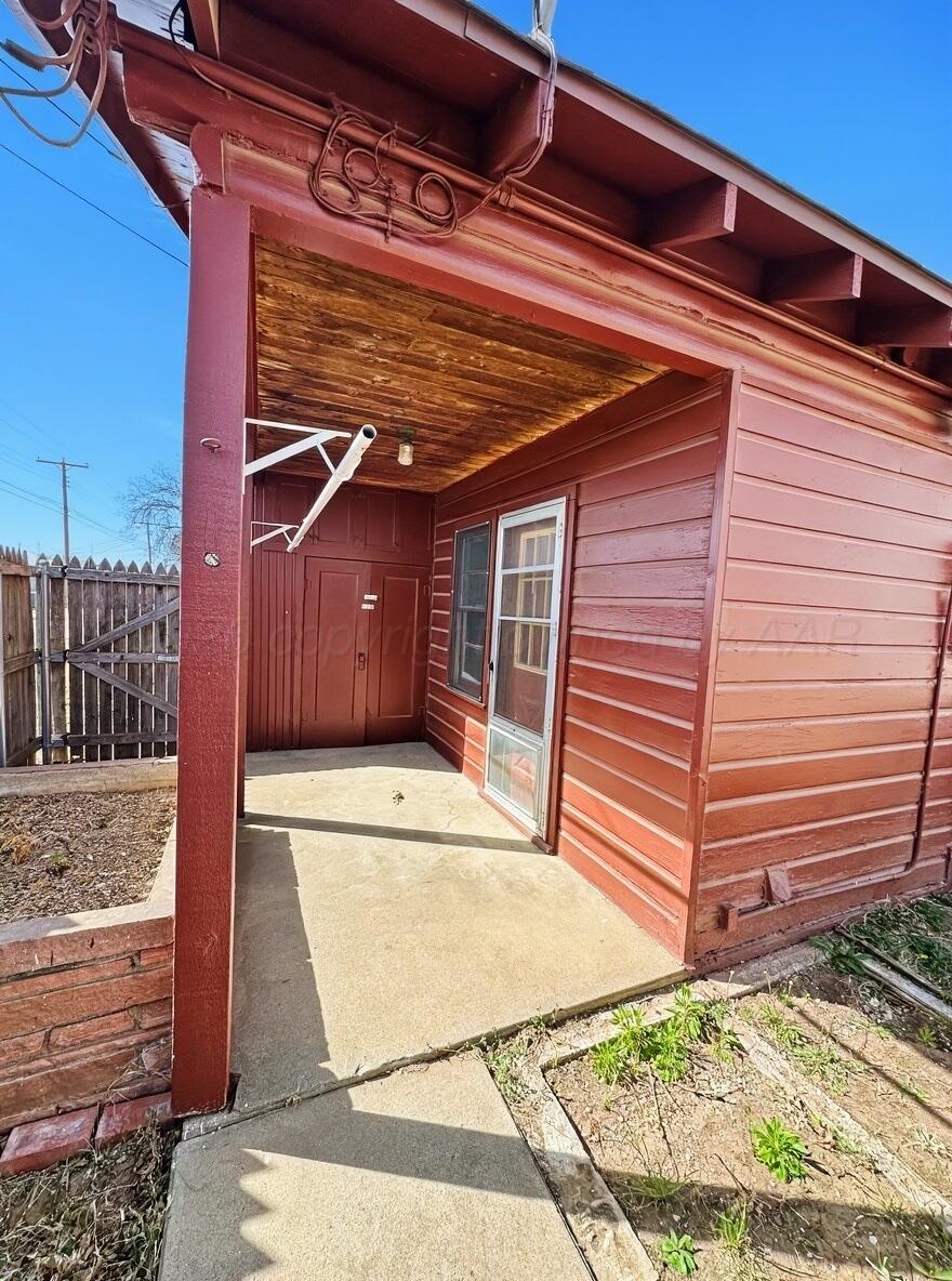 506 Nw 4th Street Property Photo 8