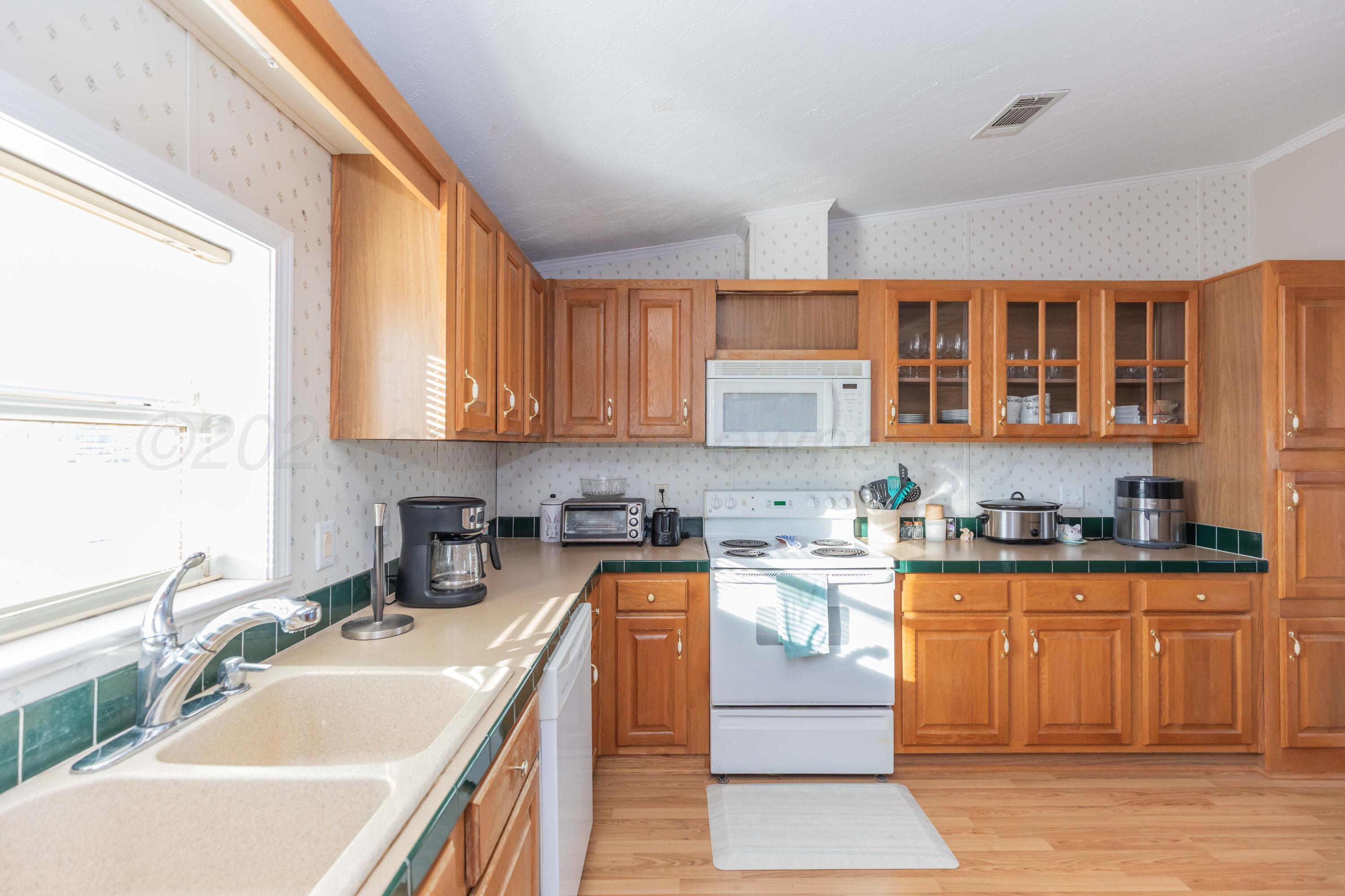 11600 E View Drive Property Photo 15