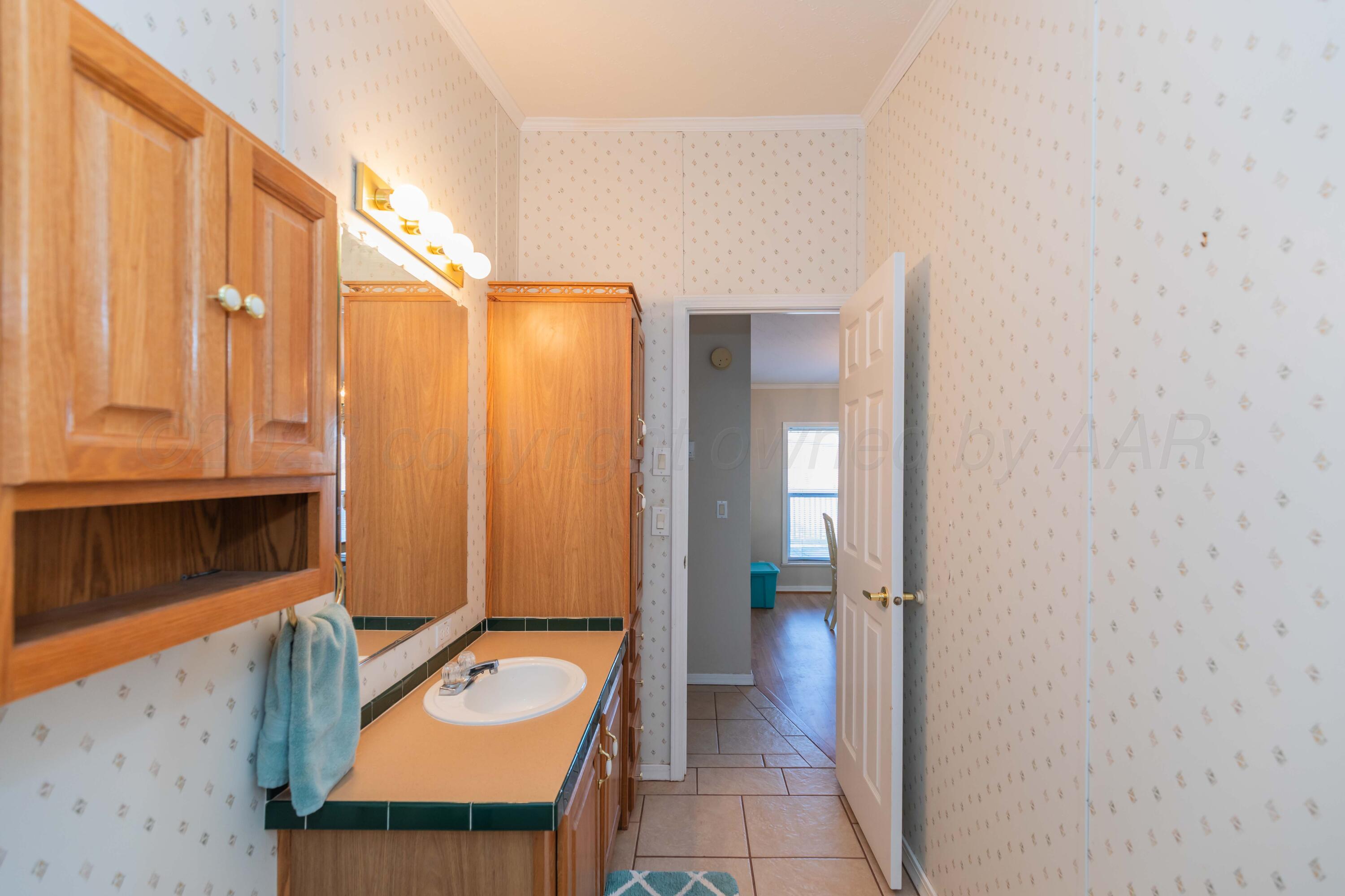 11600 E View Drive Property Photo 39